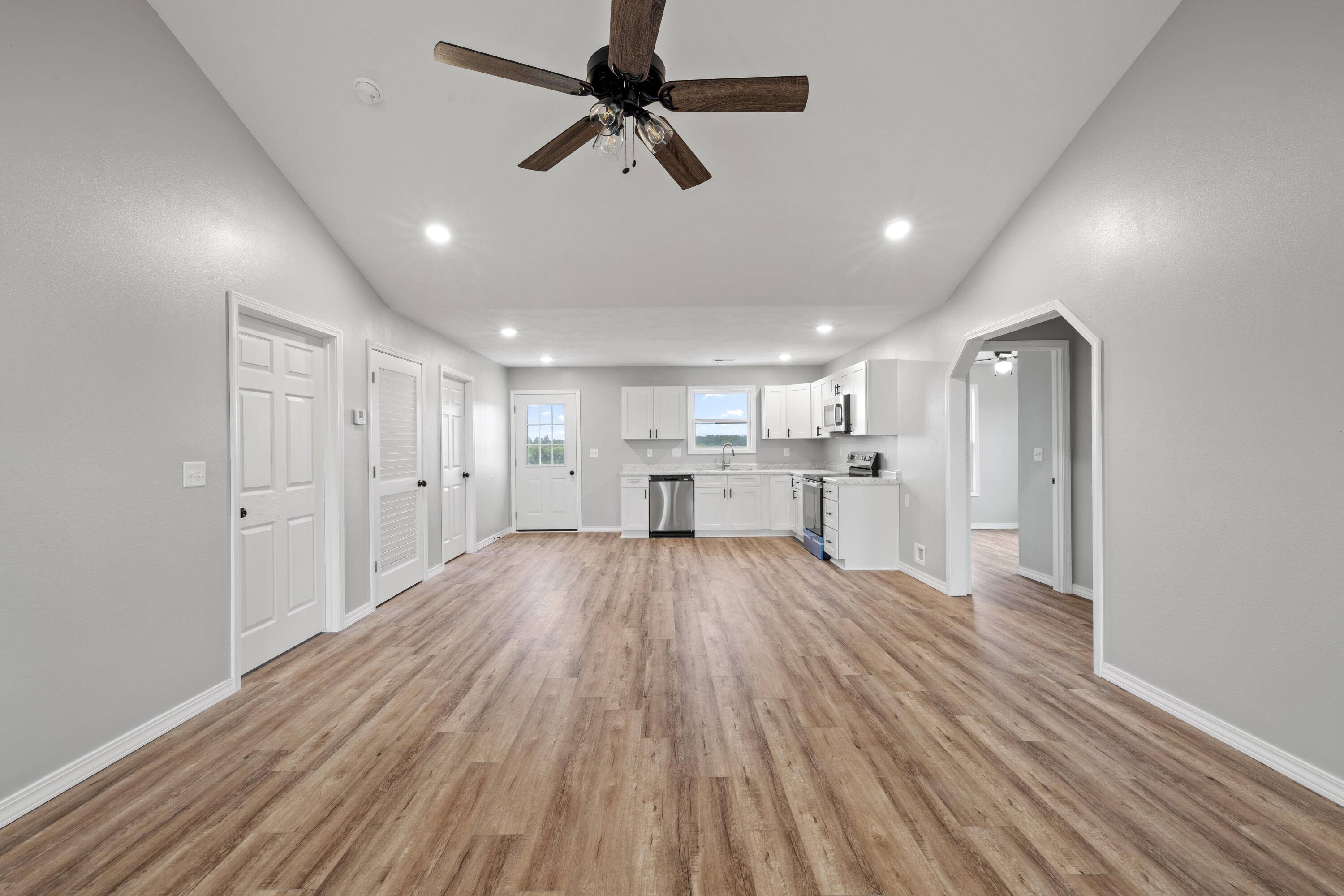 Marshfield, MO 65706,1079 Wiseman Rd