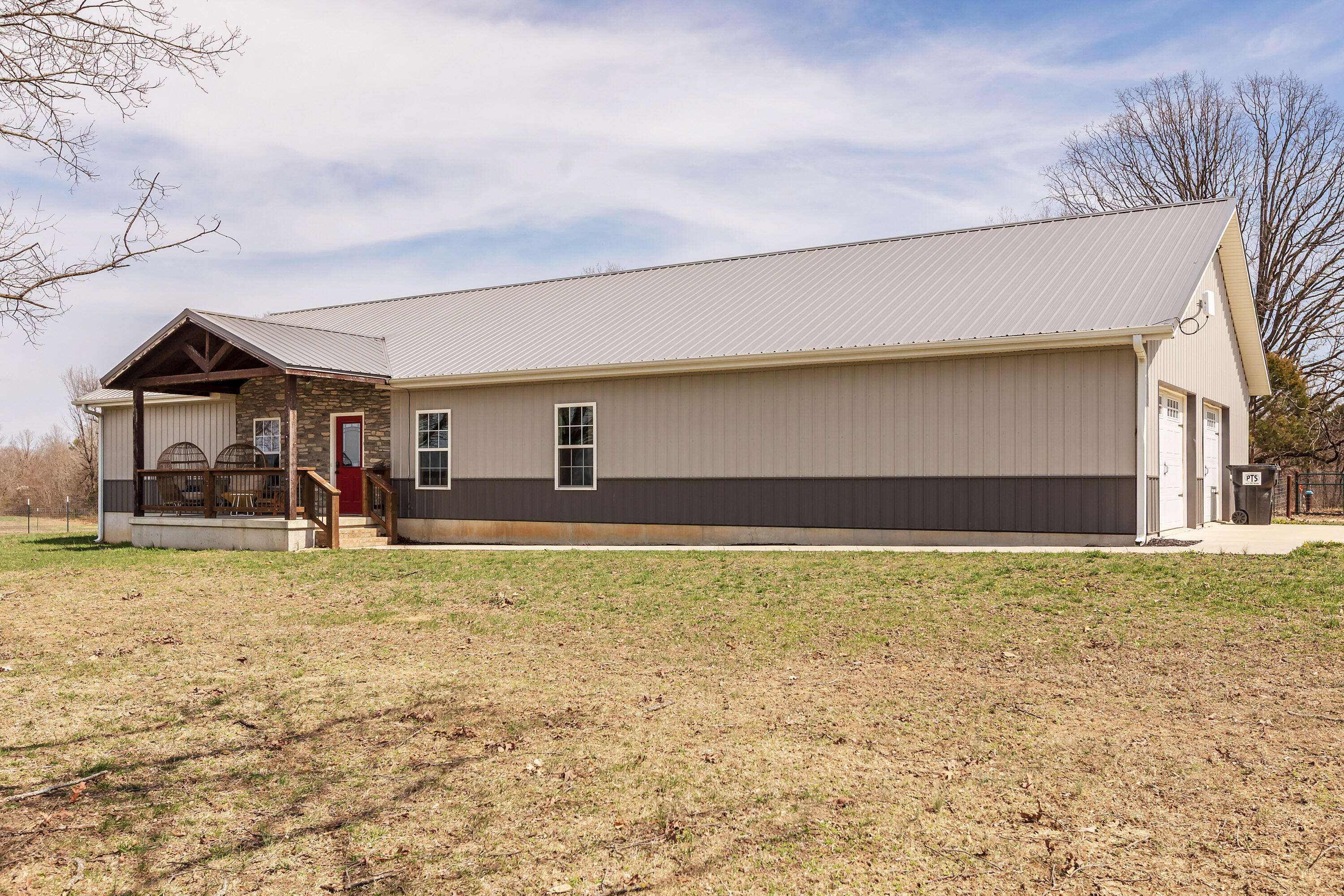 Marshfield, MO 65706,584 Birdsong LN