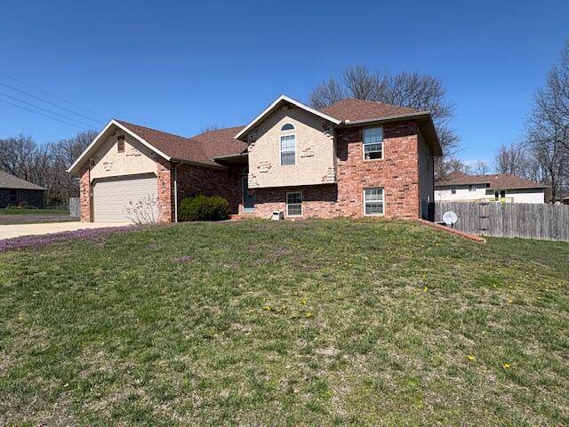 Aurora, MO 65605,1029 Chicory LN