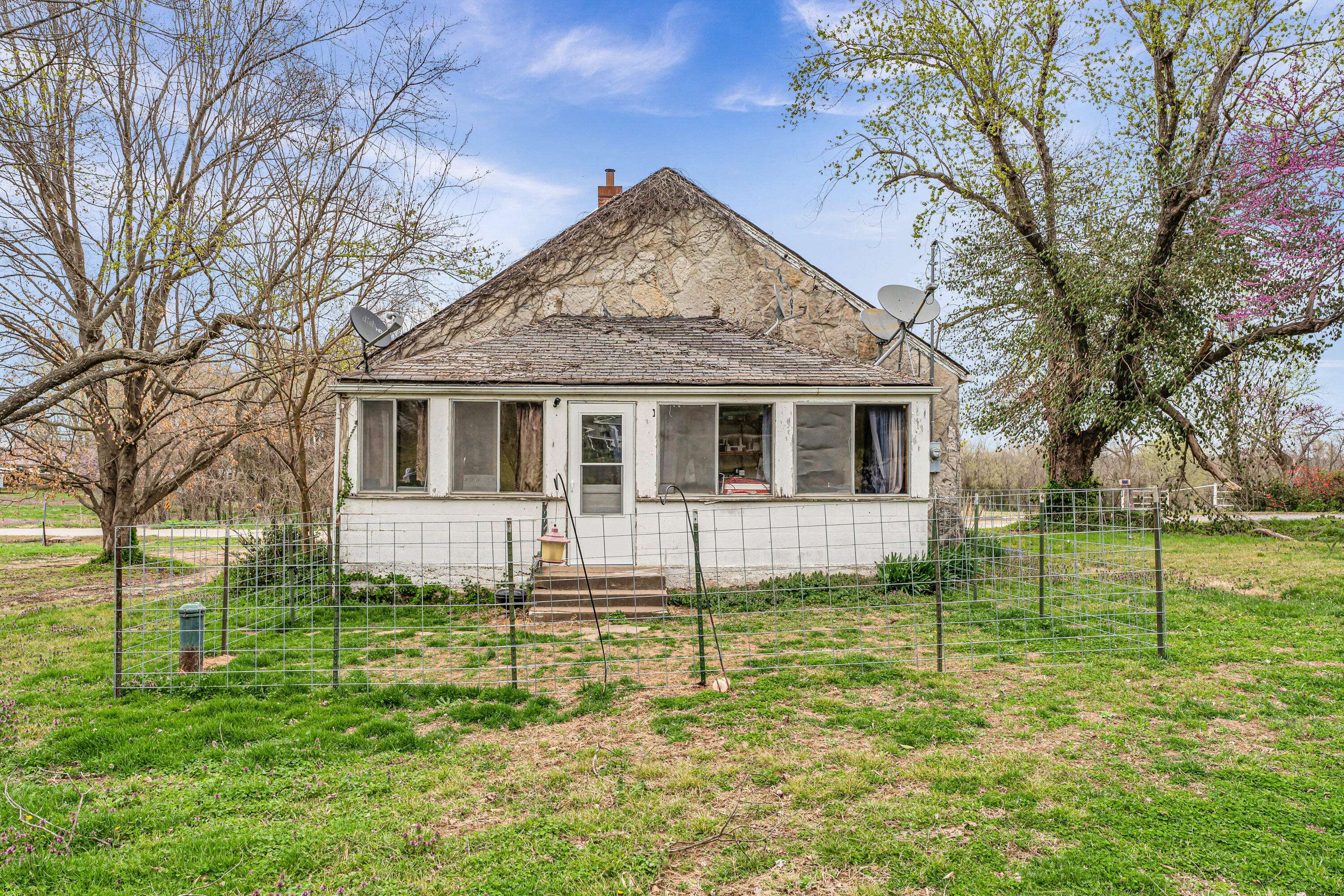 Mt Vernon, MO 65712,11669 2nd Street