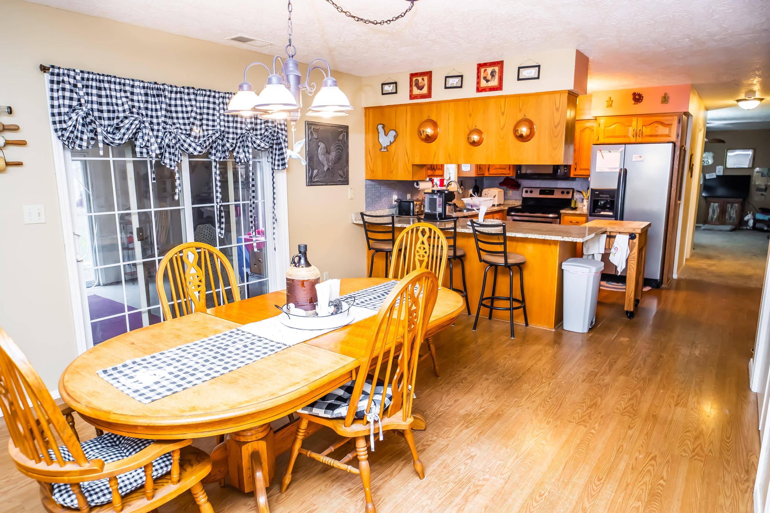 Conway, MO 65632,239 N Pinecrest