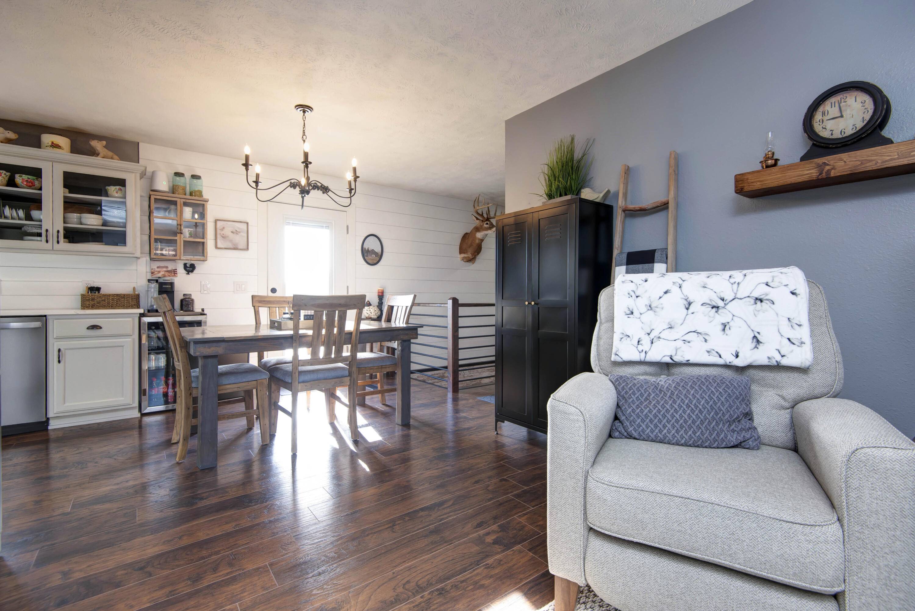 Fordland, MO 65652,498 Ash ST