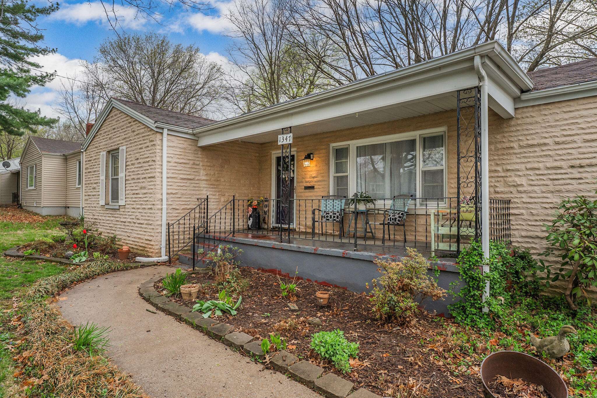 Springfield, MO 65804,1347 S Kentwood AVE
