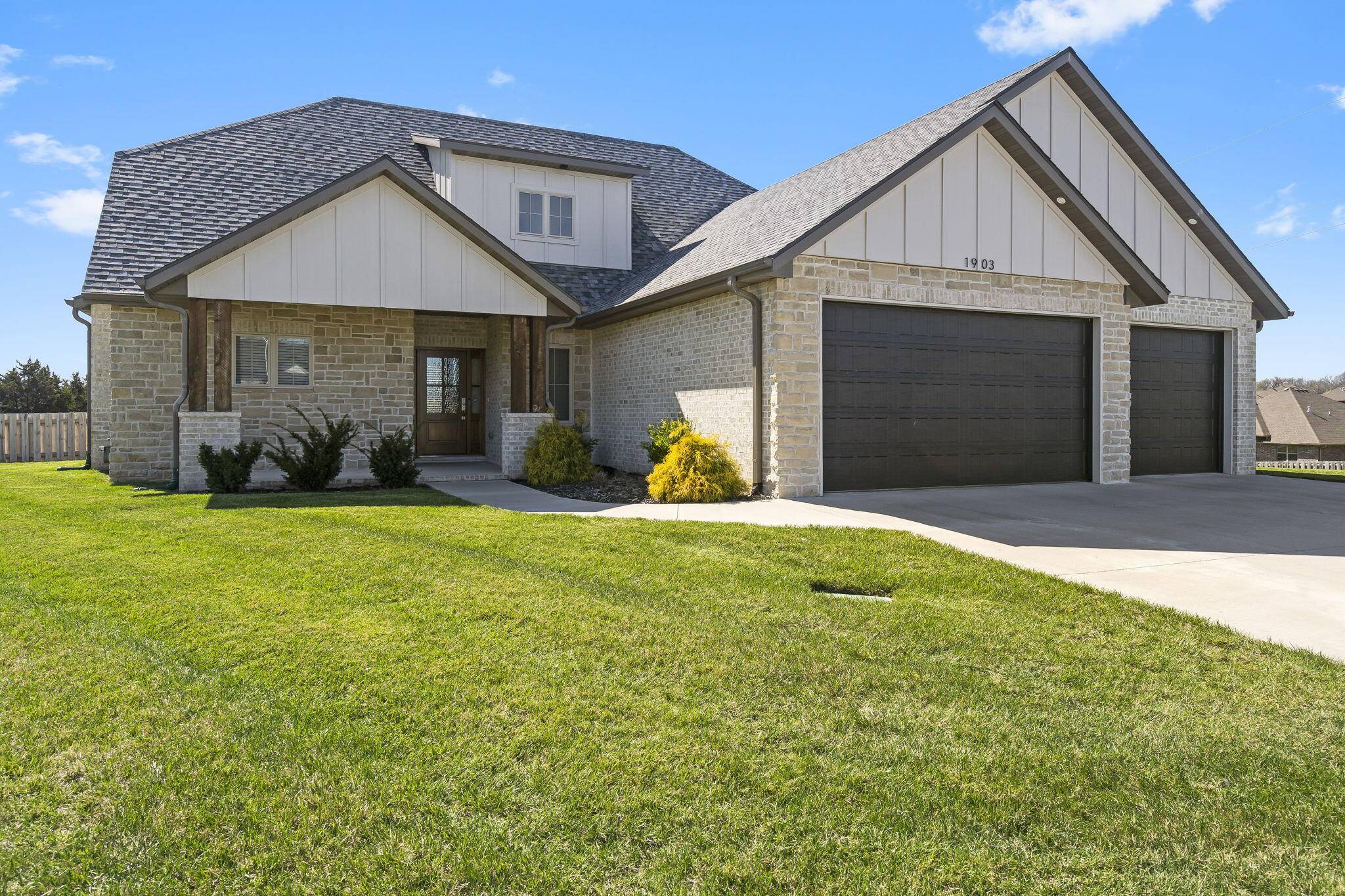 Springfield, MO 65802,1903 N Cannonade CT