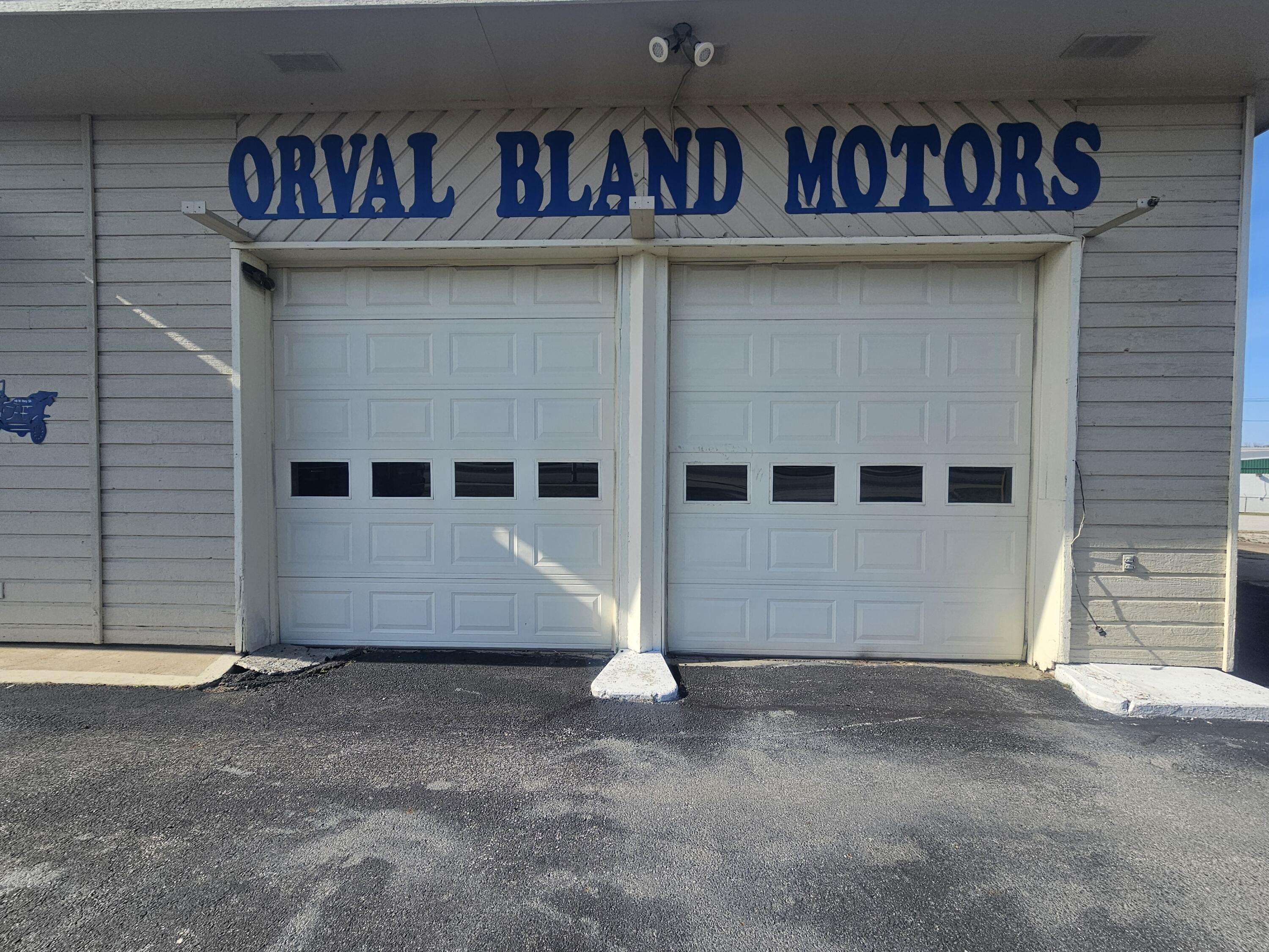 El Dorado Springs, MO 64744,119 W 54 HWY