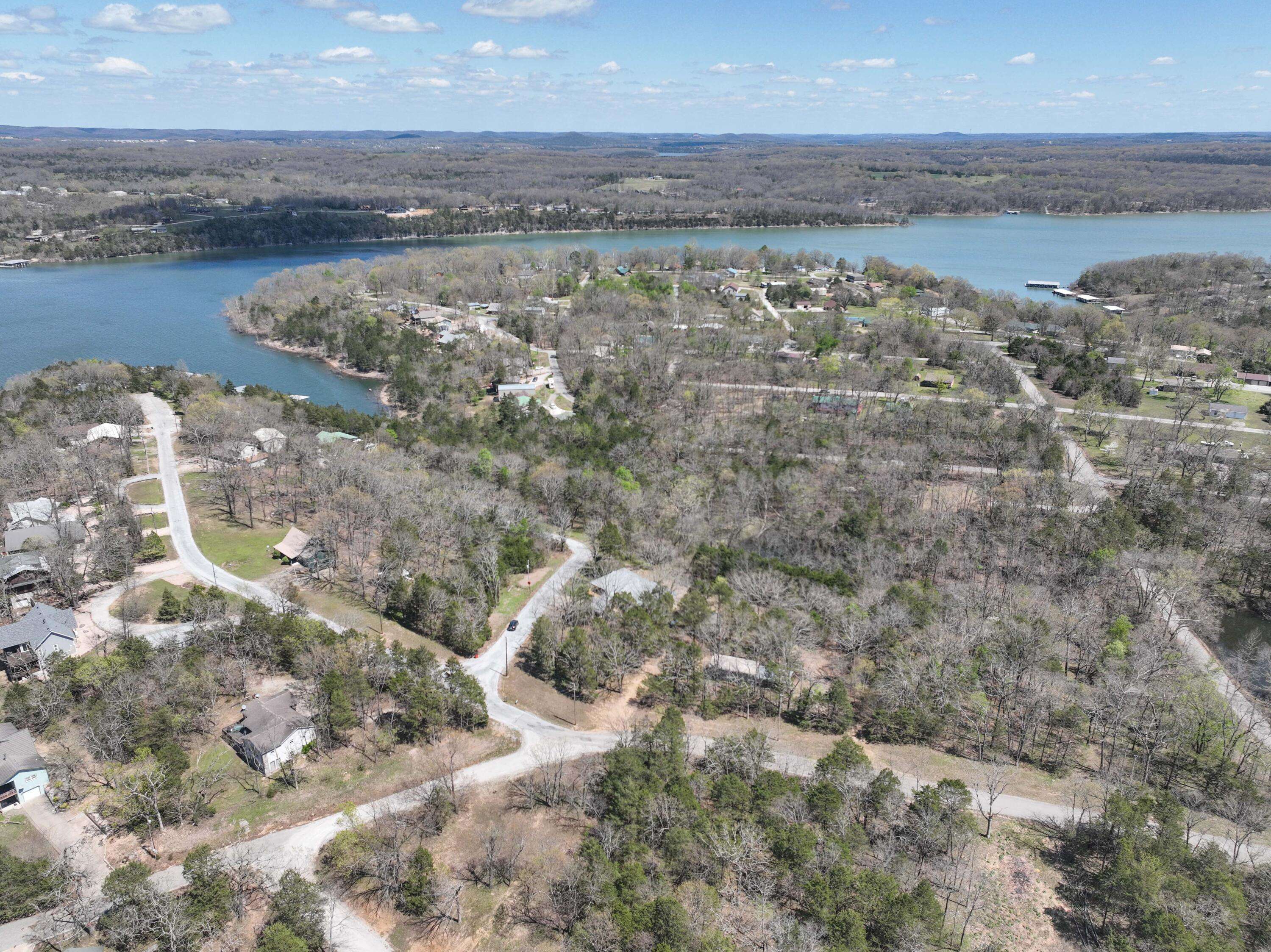 Golden, MO 65658,22303 Catfish DR