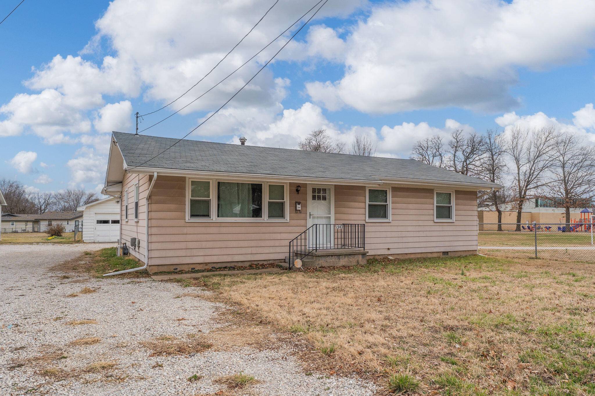 Springfield, MO 65803,1542 E Blaine ST