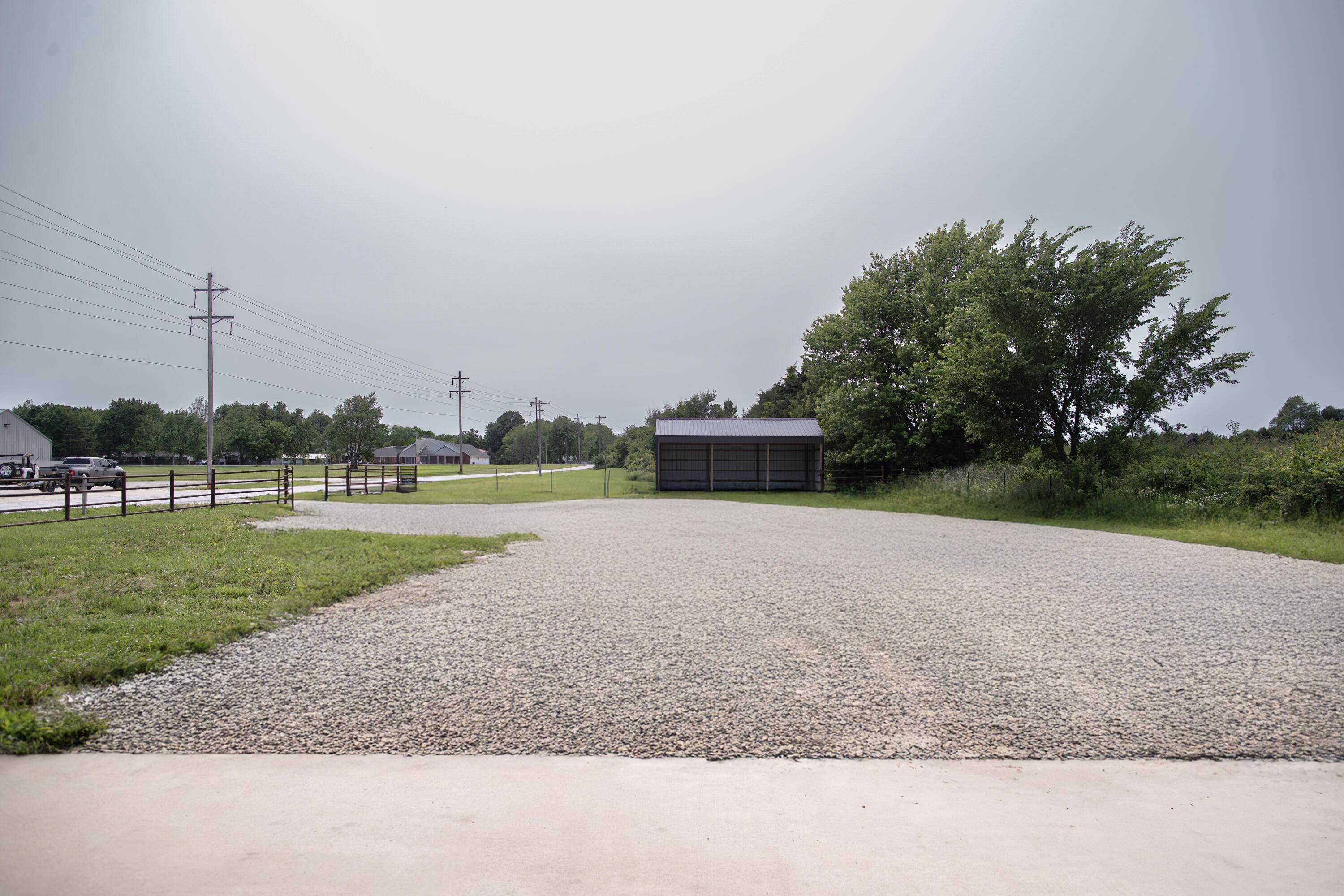 Seymour, MO 65746,203 E Steel ST