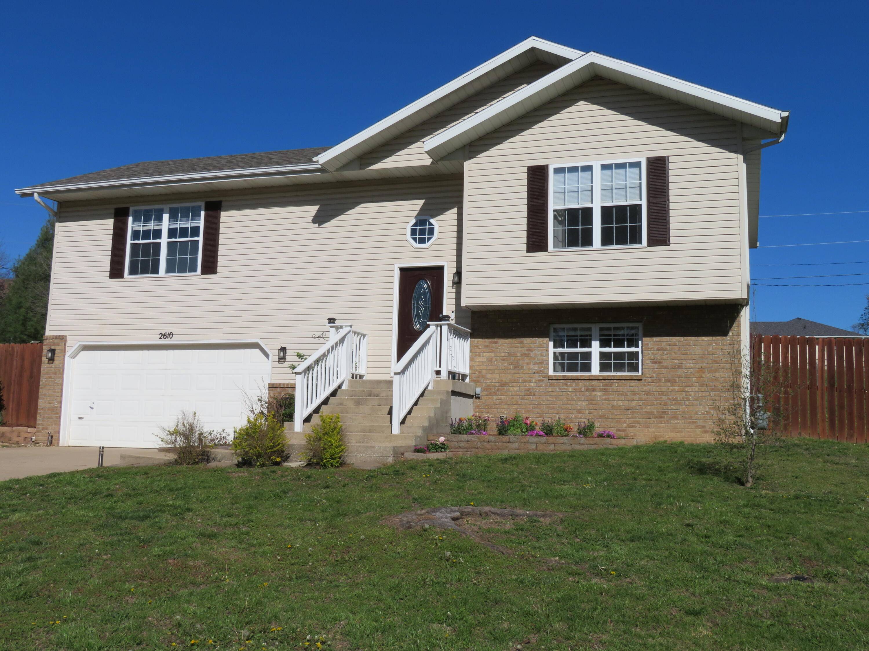 Ozark, MO 65721,2610 S Lotus ST