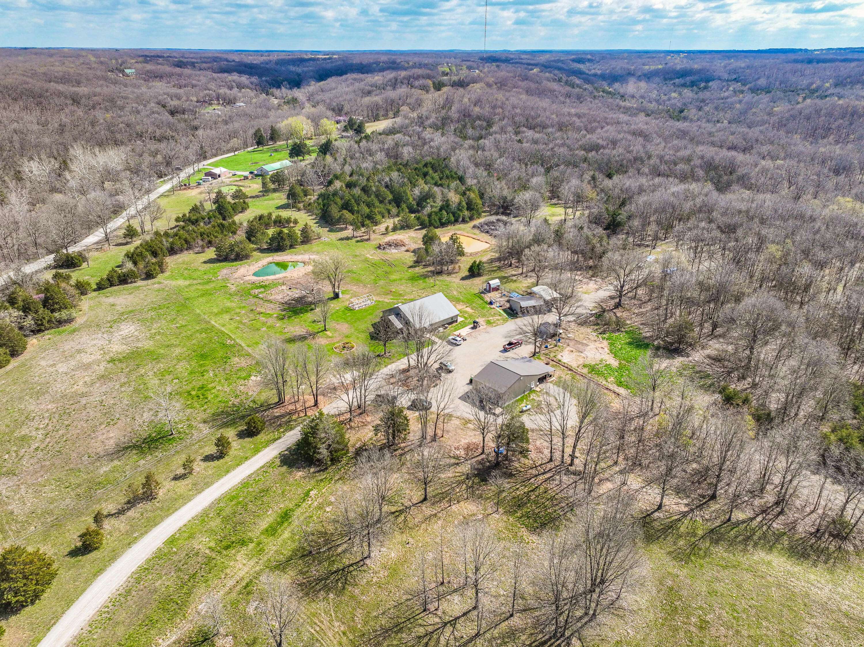 Fordland, MO 65652,108 Switchgrass RD