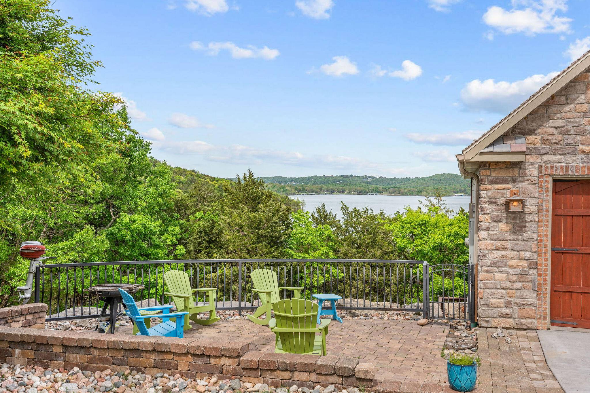 Lampe, MO 65681,46 Wild Rose LN