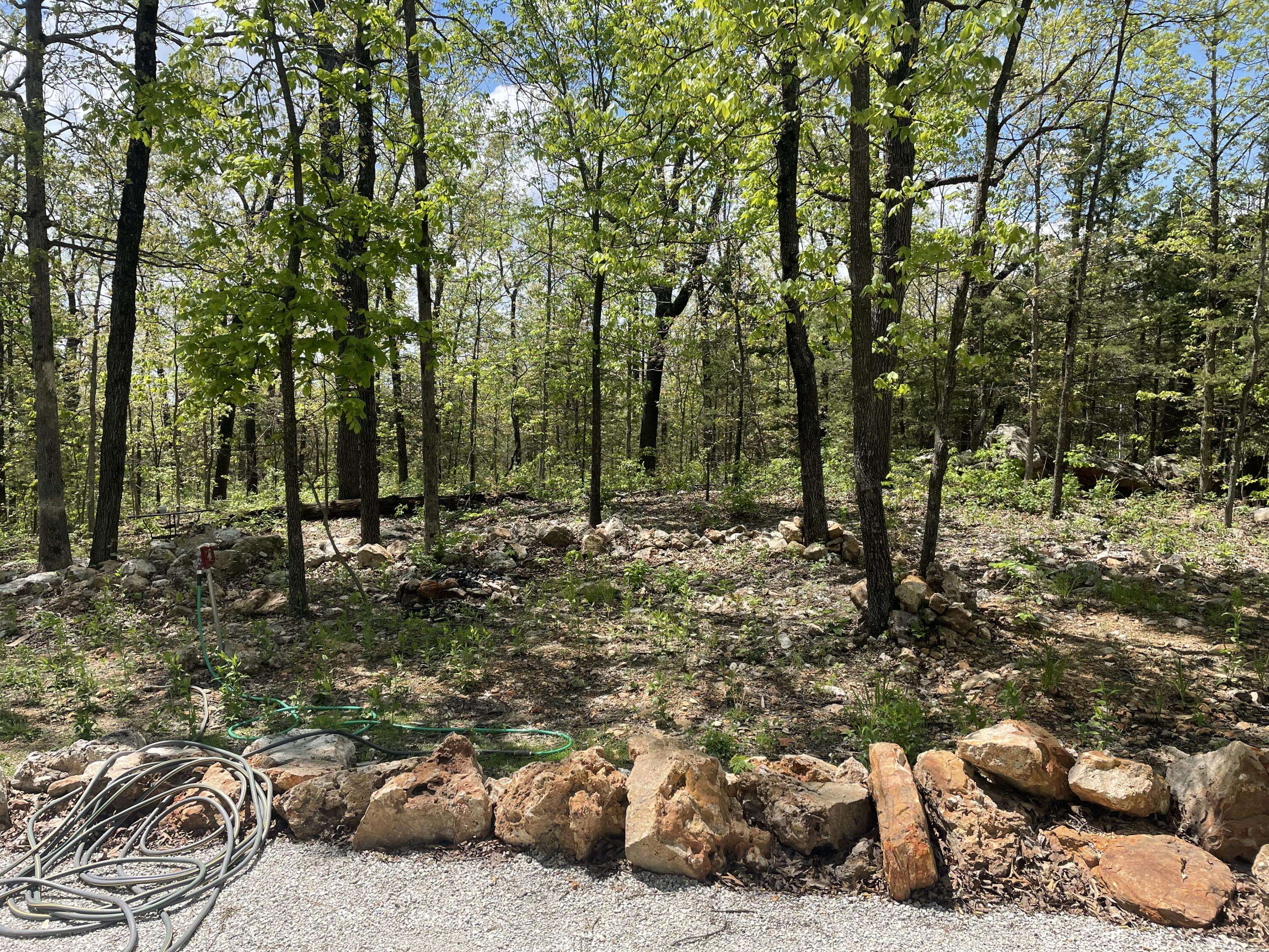 Pittsburg, MO 65724,26550 County Rd 331