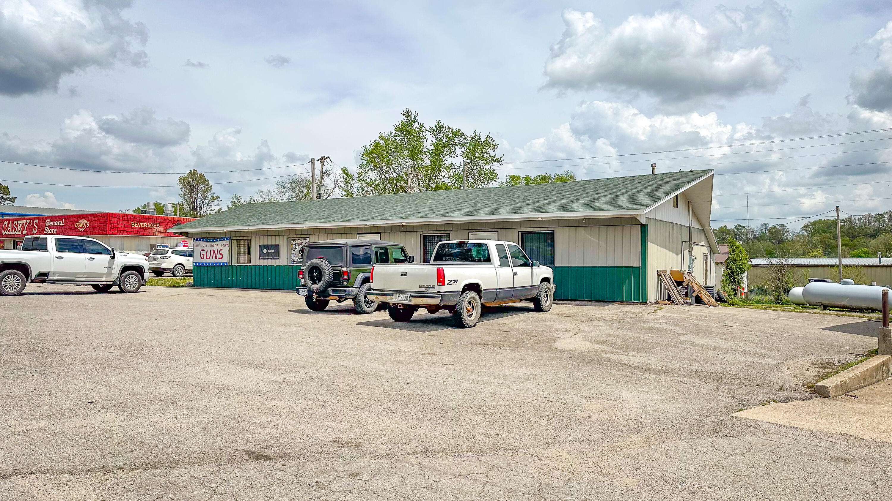 Hartville, MO 65667,398 S Main AVE