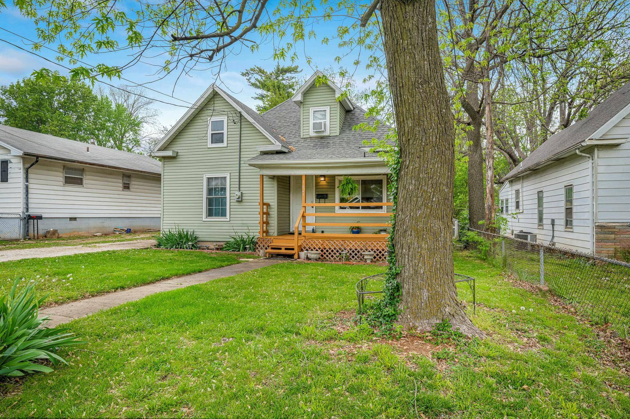 Springfield, MO 65803,1627 W Atlantic ST