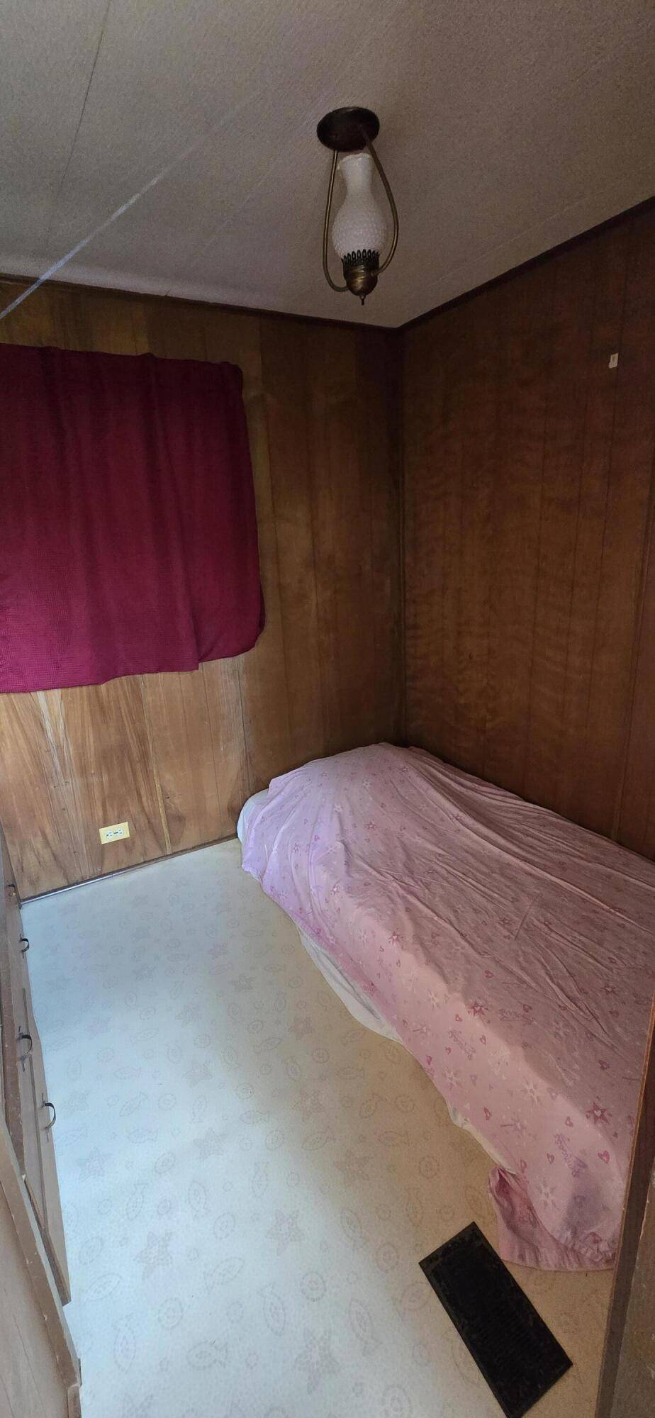 Hermitage, MO 65668,22684 Forest LN