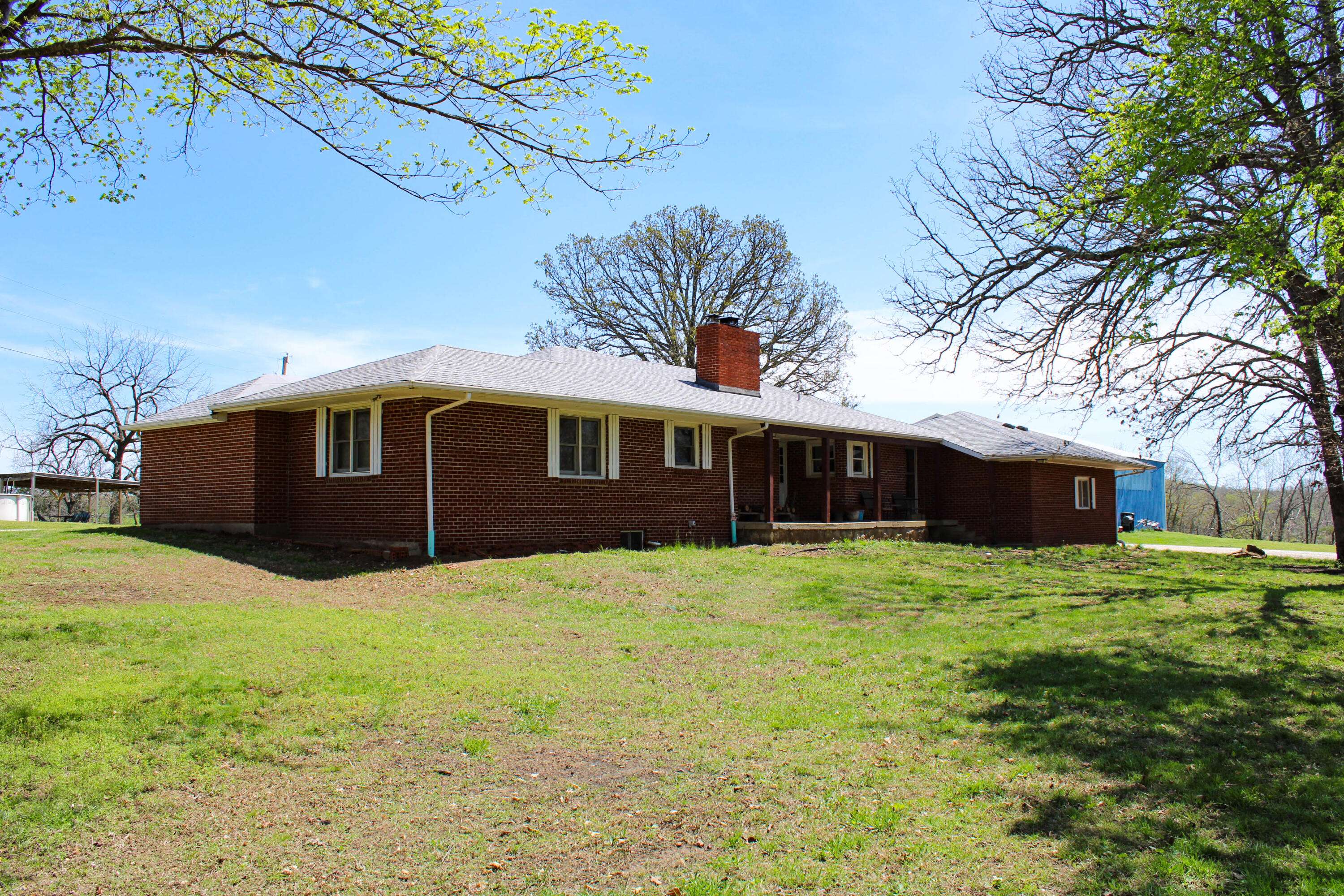 Osceola, MO 64776,1602 NE 1289 RD