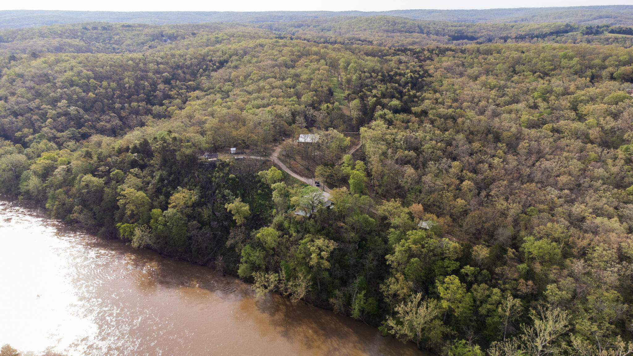 Belle, MO 65013,16898 Highway 42