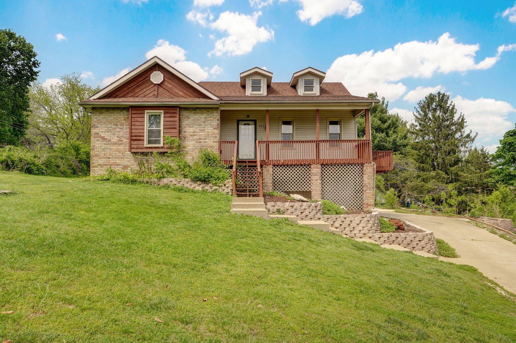 Springfield, MO 65810,523 E Camino ST