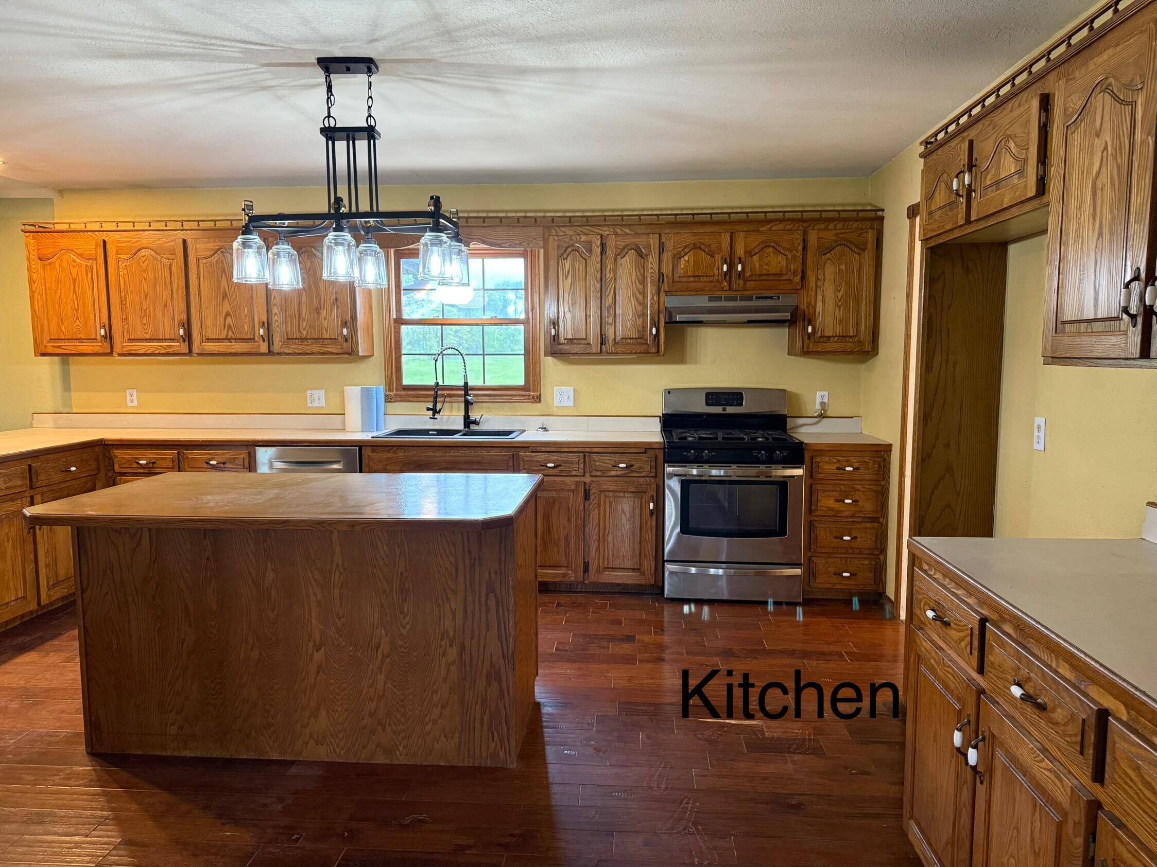 Rogersville, MO 65742,3205 Johns Ford RD