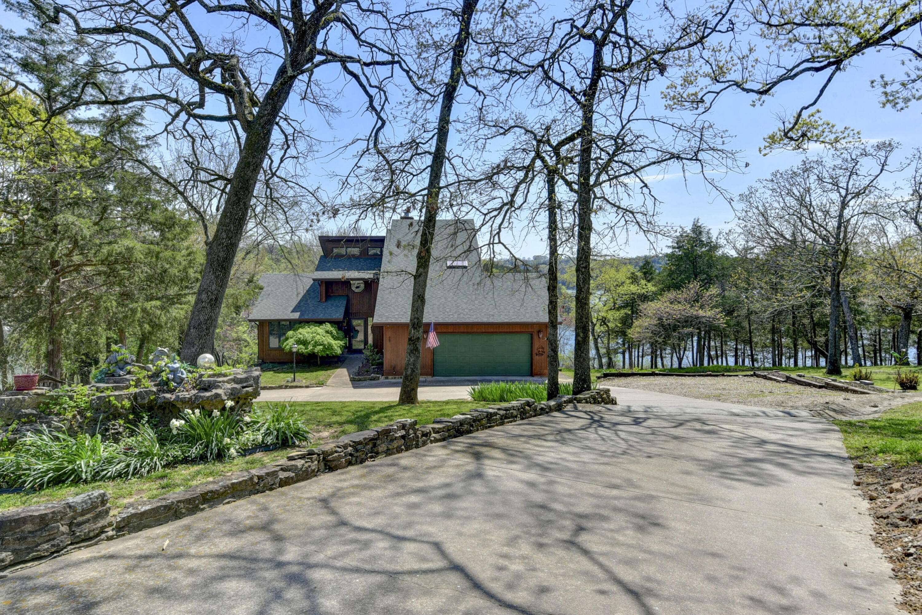 Golden, MO 65658,22389 Tucker Hollow RD