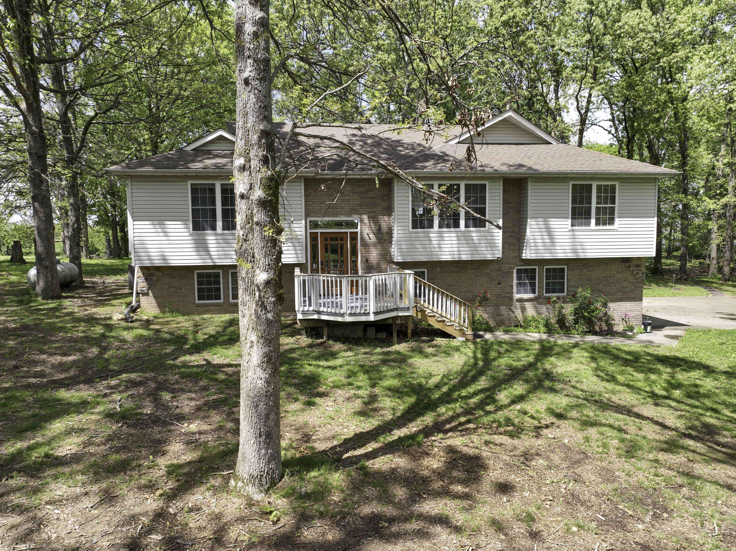 Nixa, MO 65714,1603 Emerald Oaks DR