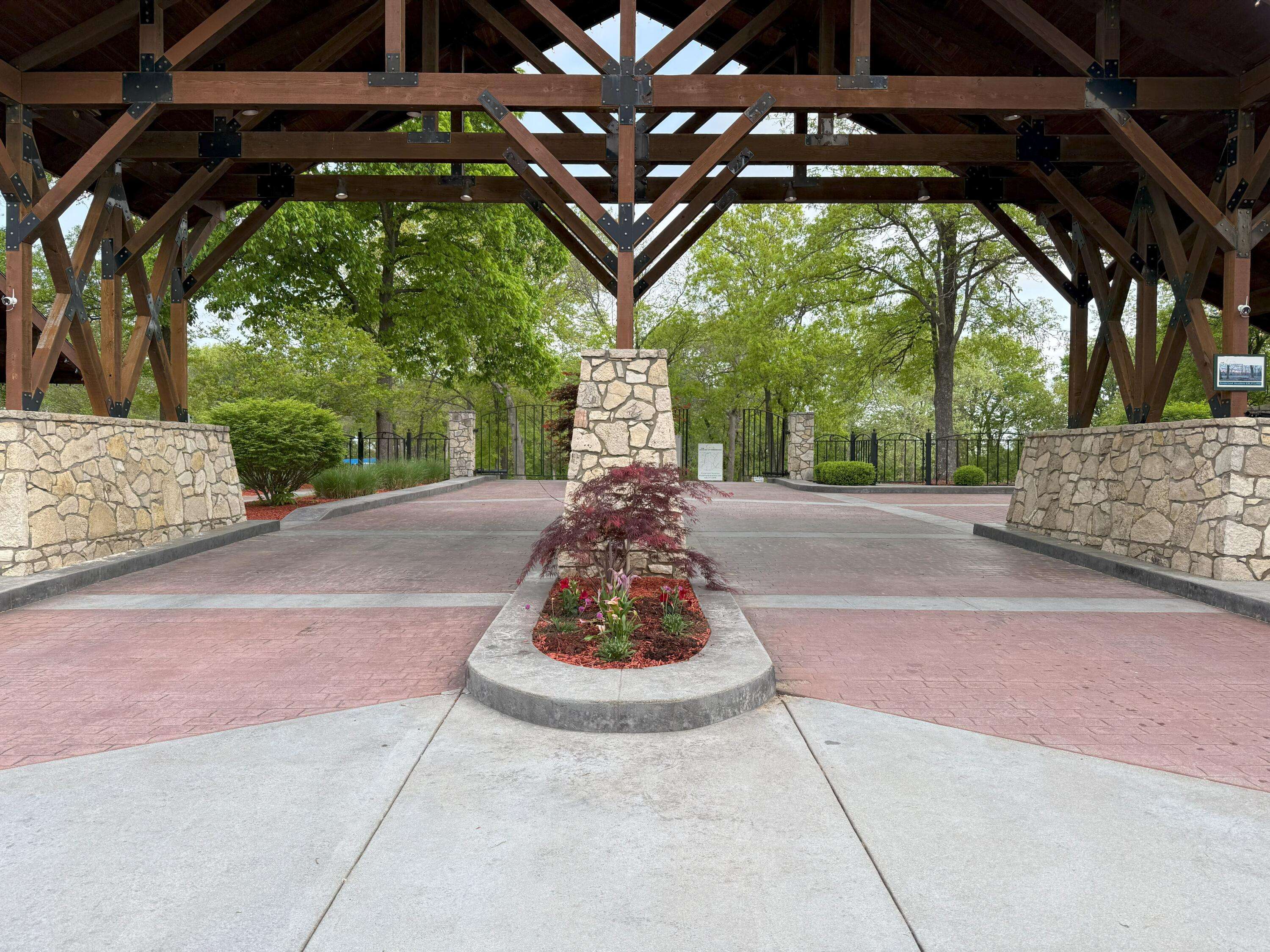 Camdenton, MO 65020,530 Big Cedar DR