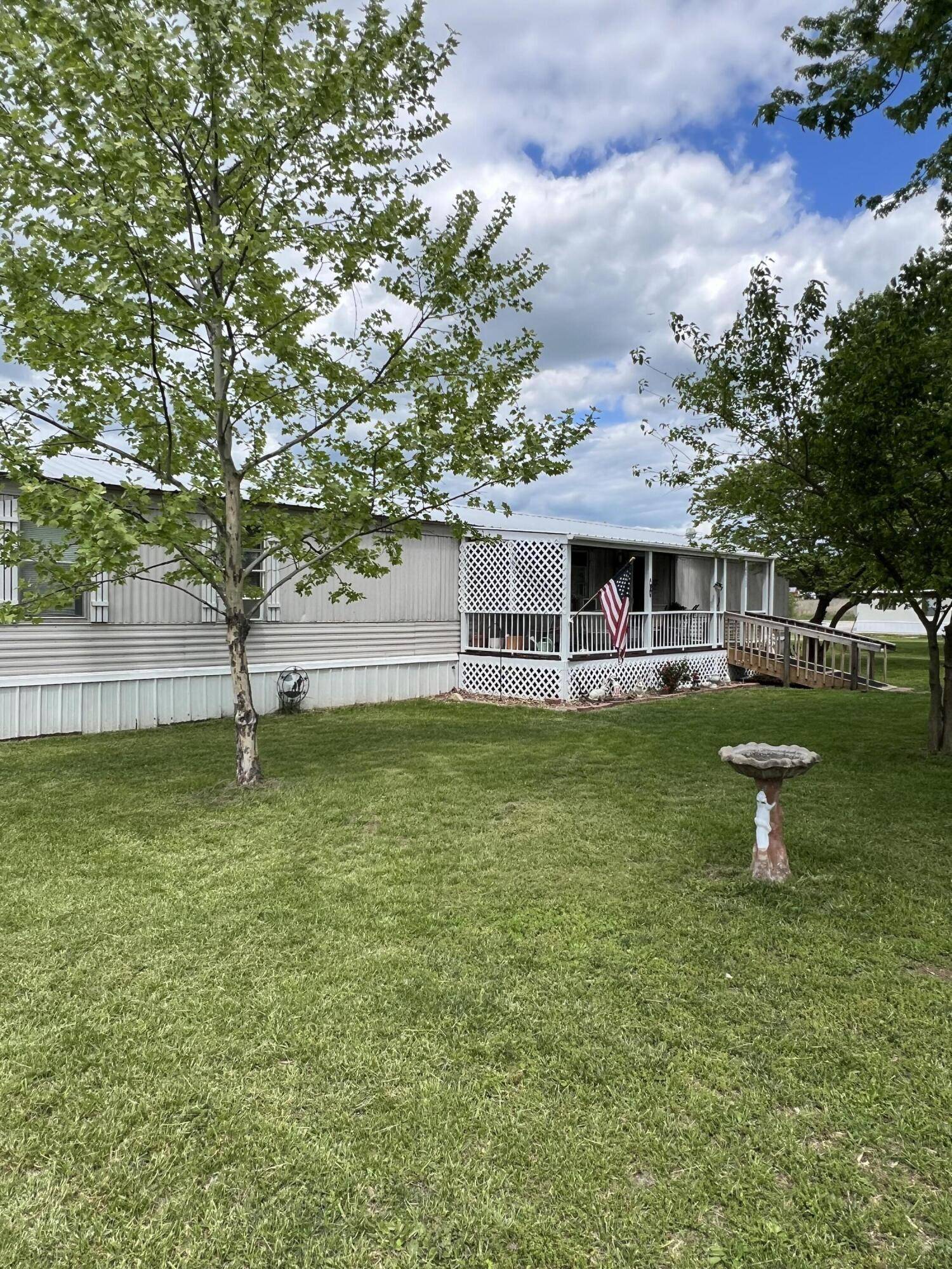 Bolivar, MO 65613,4623 S Gardner Lane