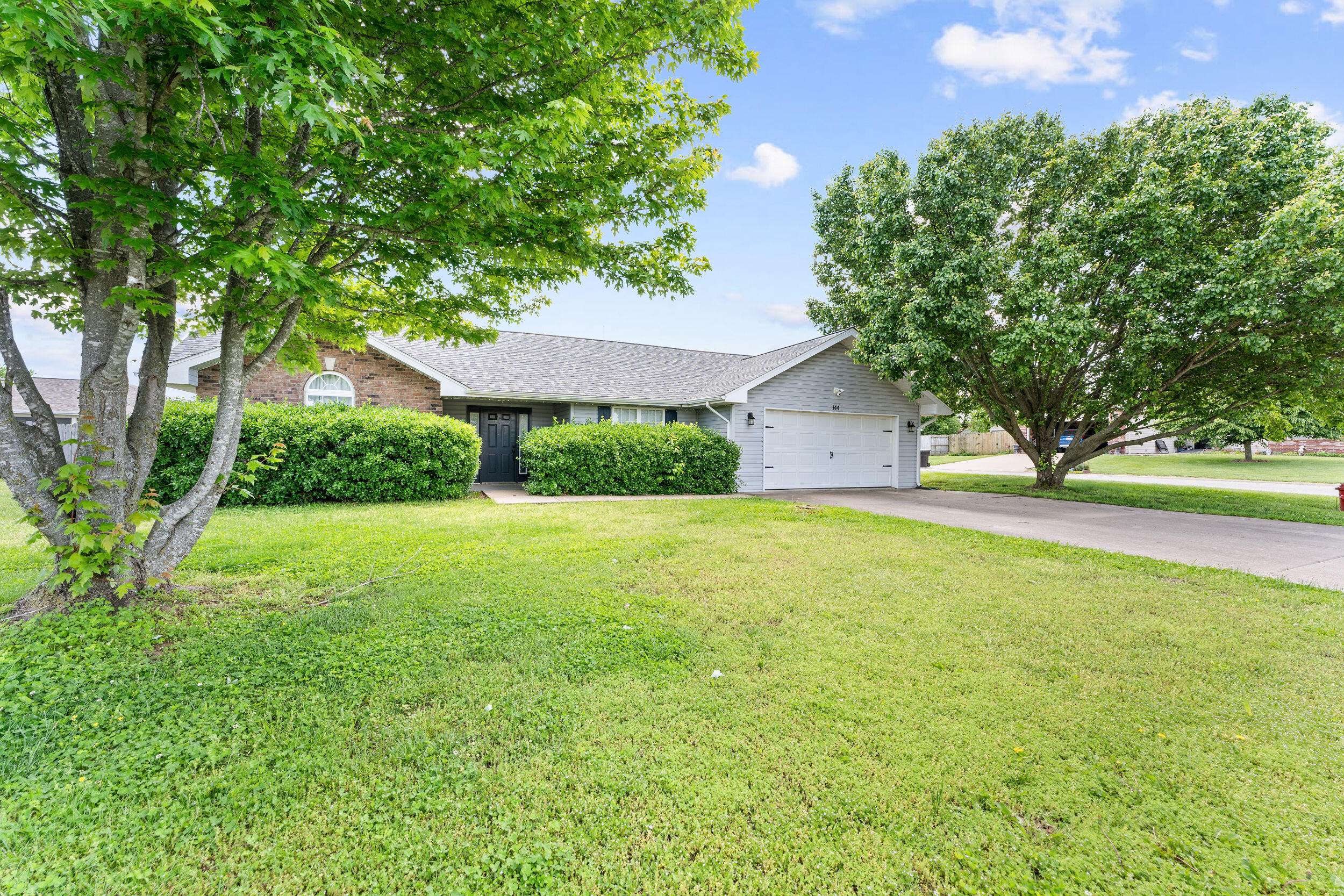 Reeds Spring, MO 65737,144 Leighs WAY