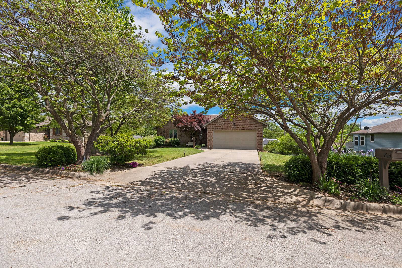 Willard, MO 65781,814 Barwick PL