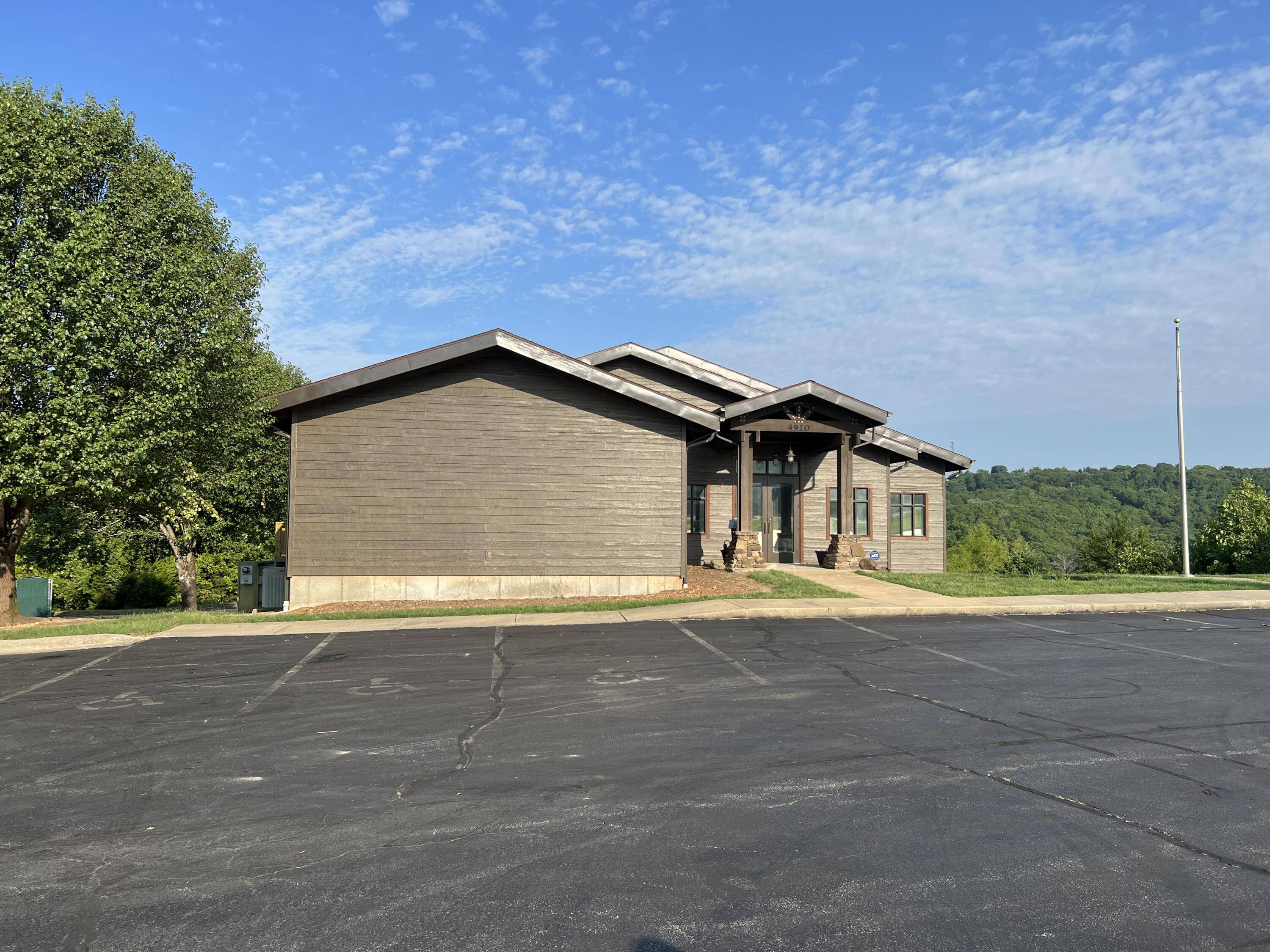 Walnut Shade, MO 65771,4910 Us Highway 65
