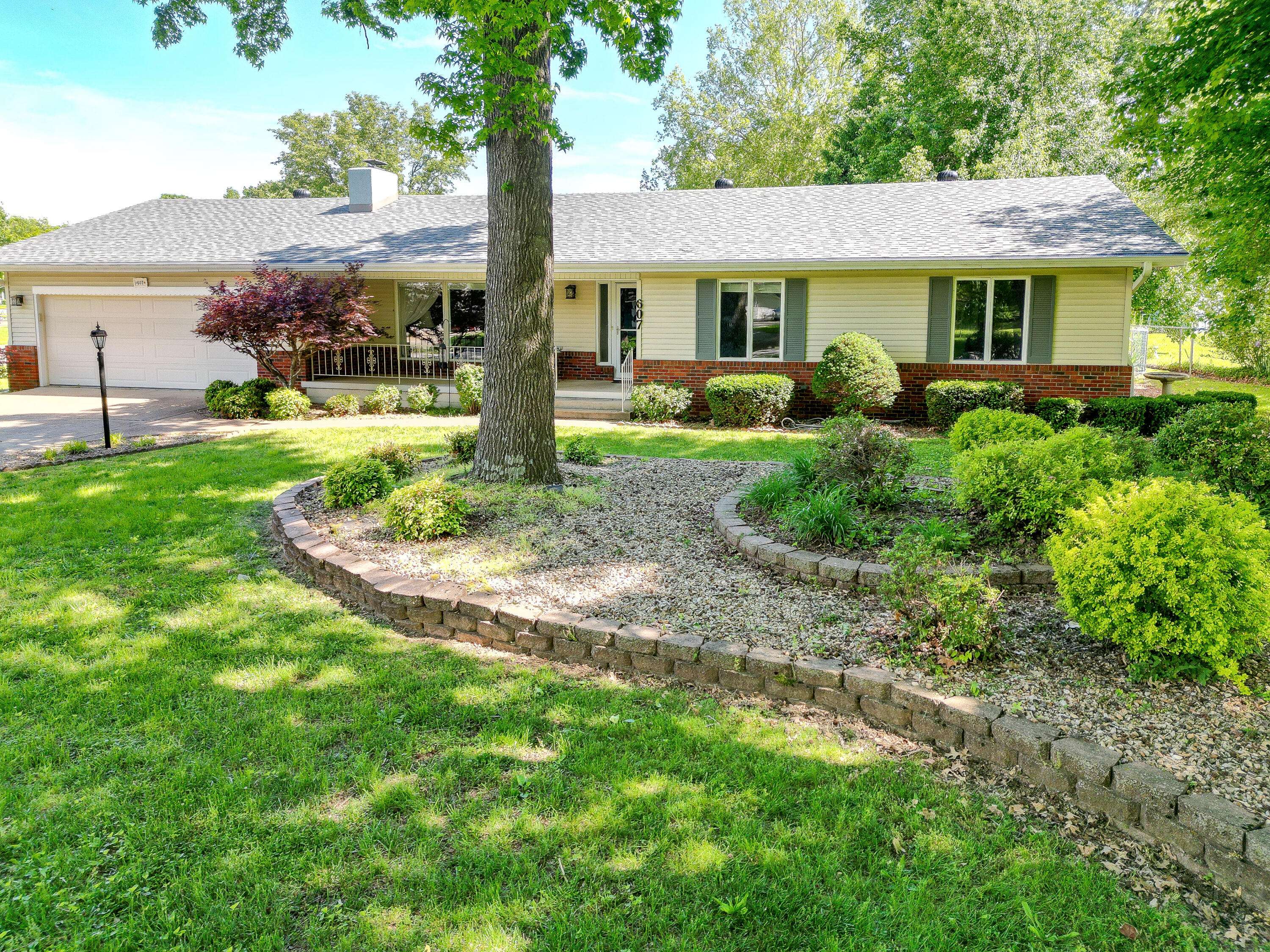 Branson, MO 65616,607 Parnell DR