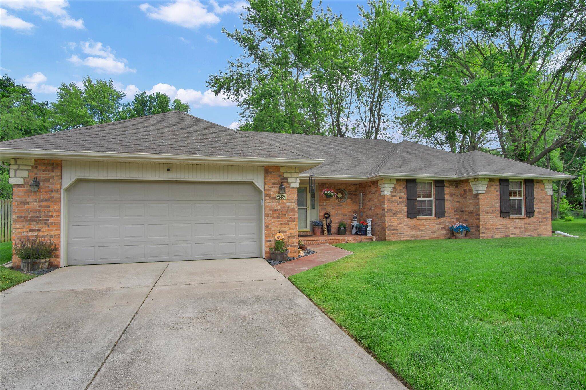 Springfield, MO 65810,3383 W Vincent DR