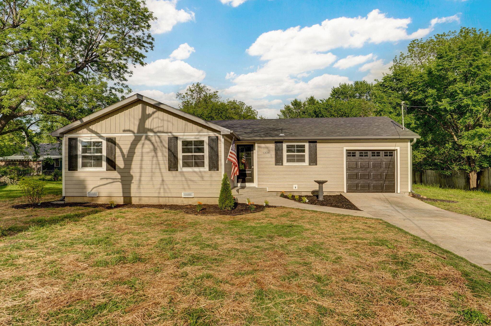 Springfield, MO 65802,1336 N Farmer AVE
