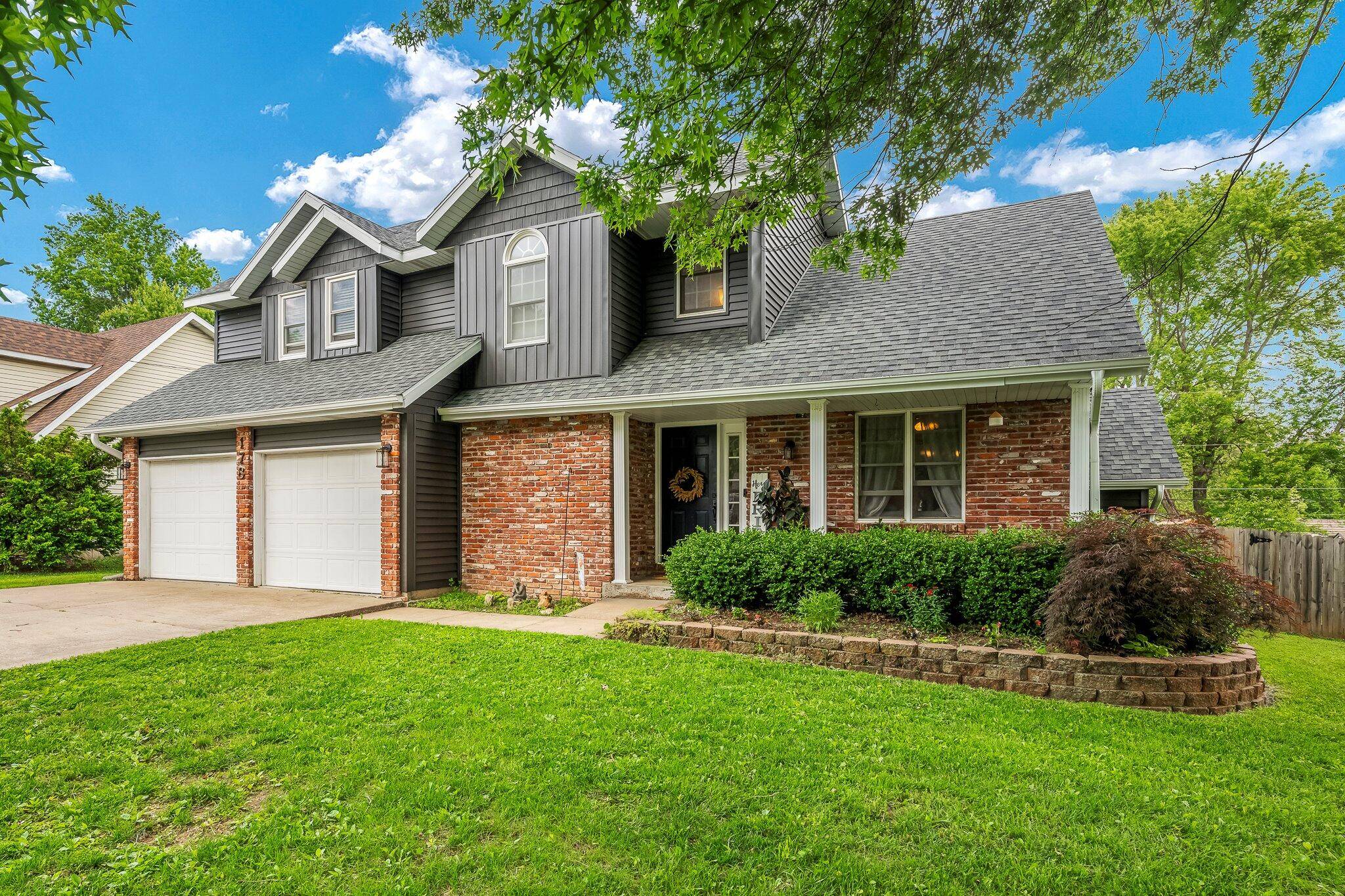 Republic, MO 65738,178 S Peach Tree LN