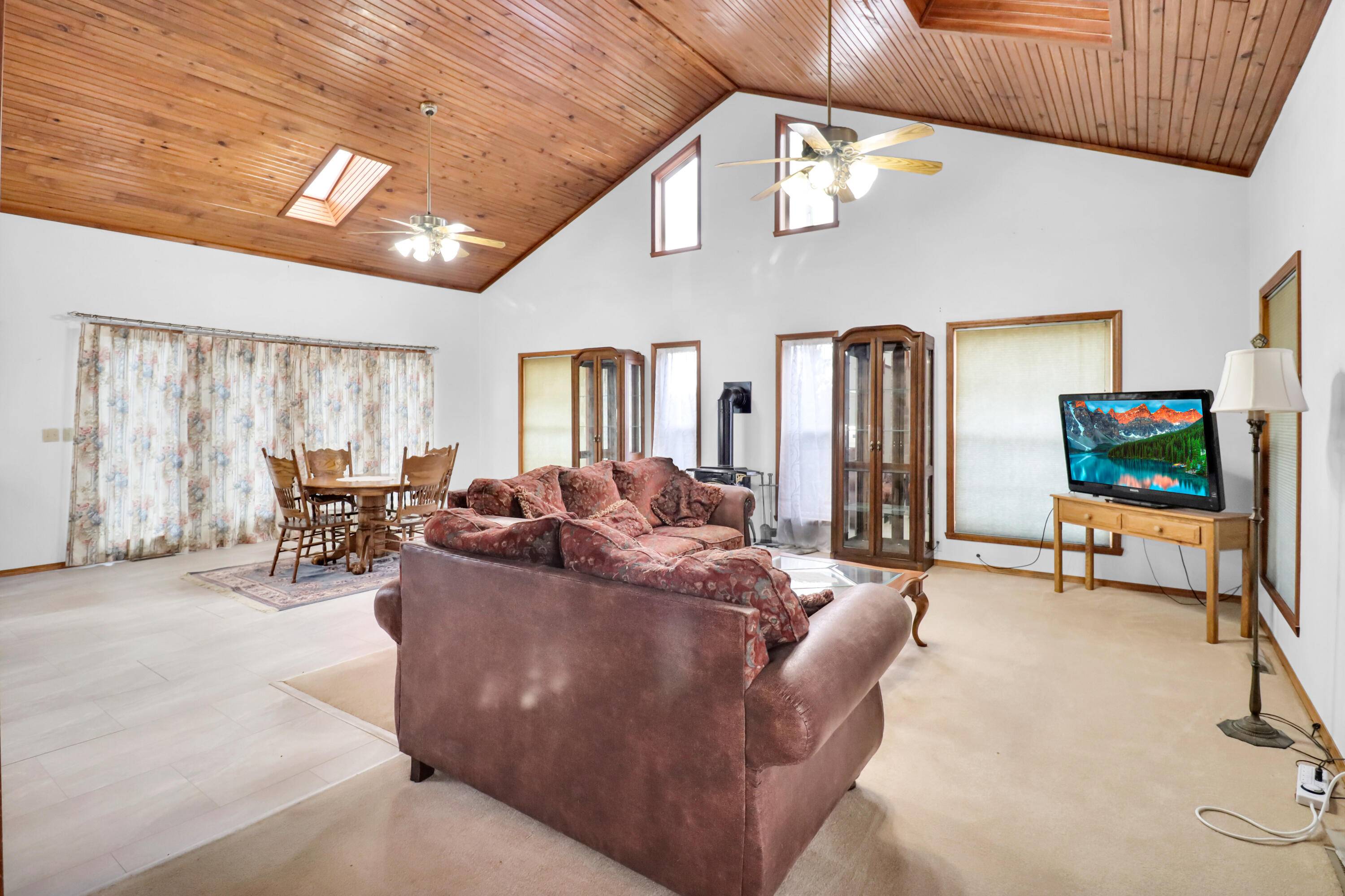 Lampe, MO 65681,1052 Broken Arrow Estates RD
