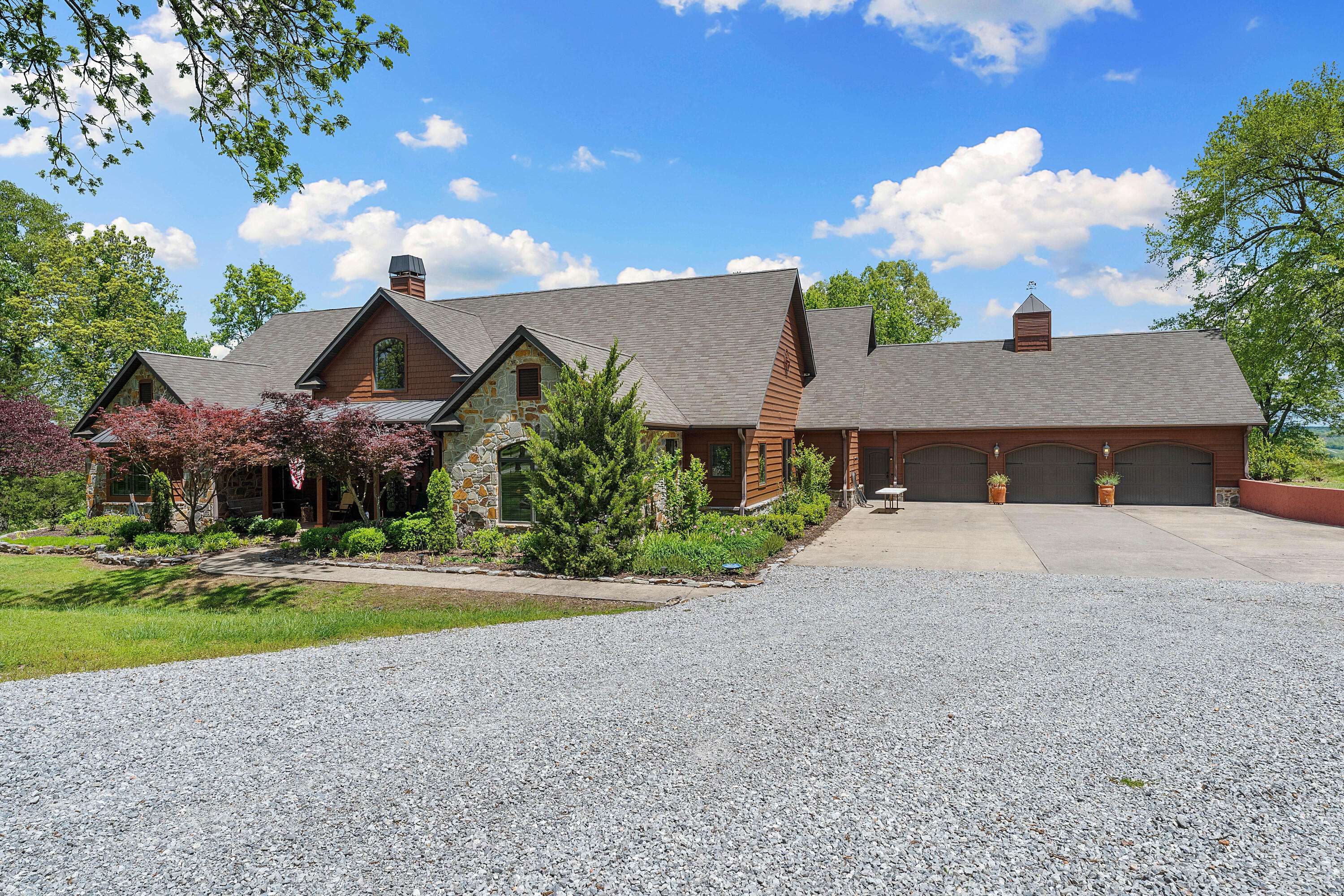 Pineville, MO 64856,315 Buckskin Ridge