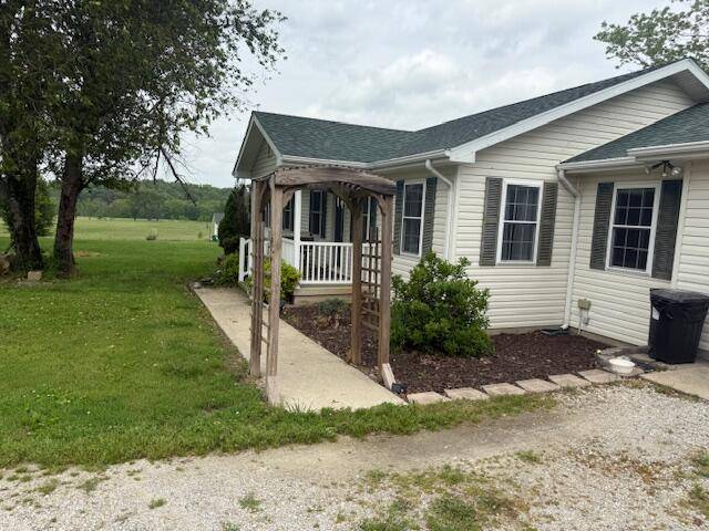 Pottersville, MO 65790,9784 Private Road 7291