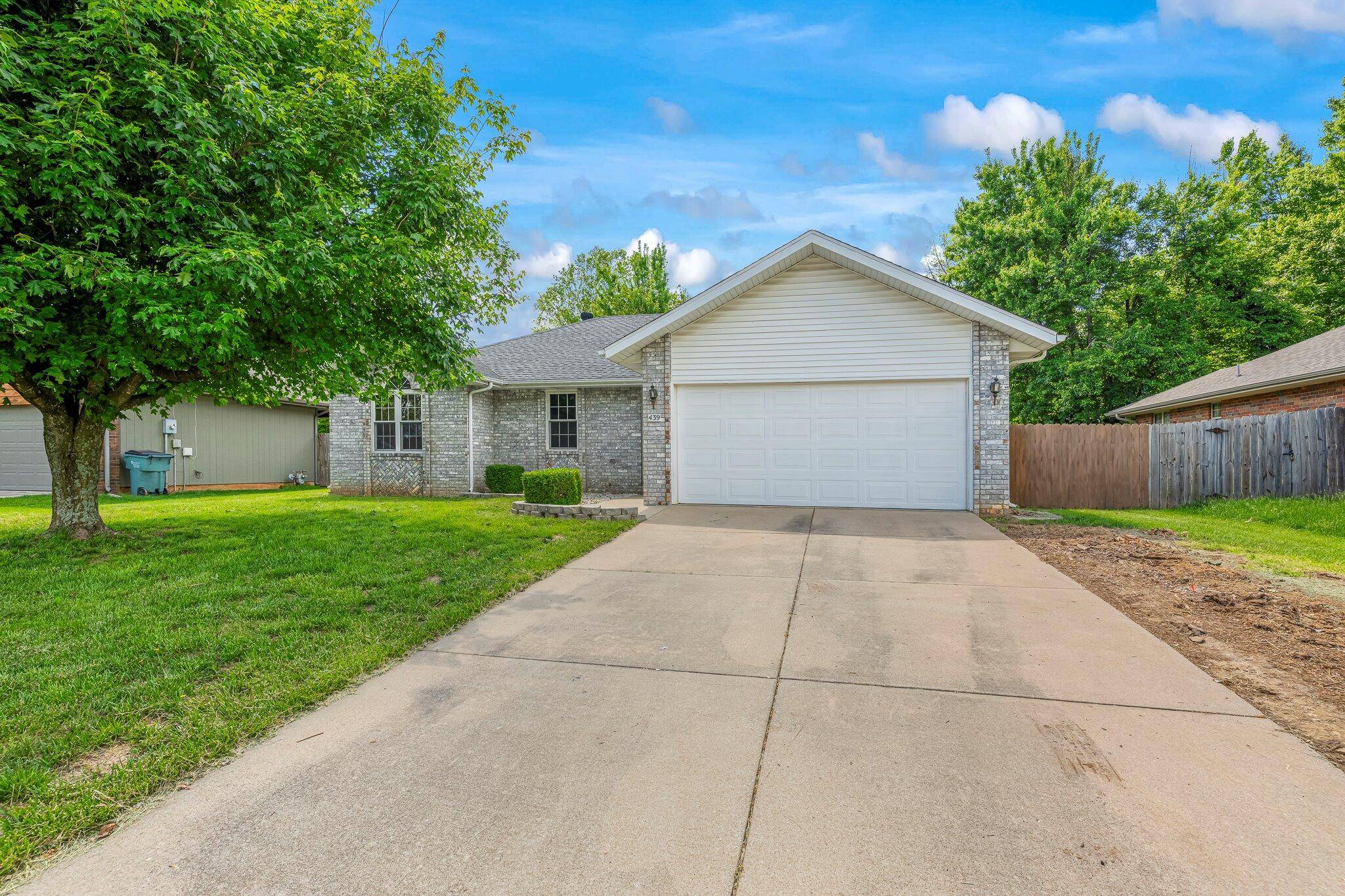 Springfield, MO 65802,439 S Suburban AVE
