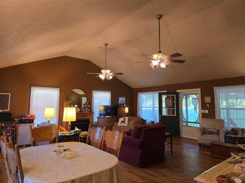 West Plains, MO 65775,3590 County Road 7140