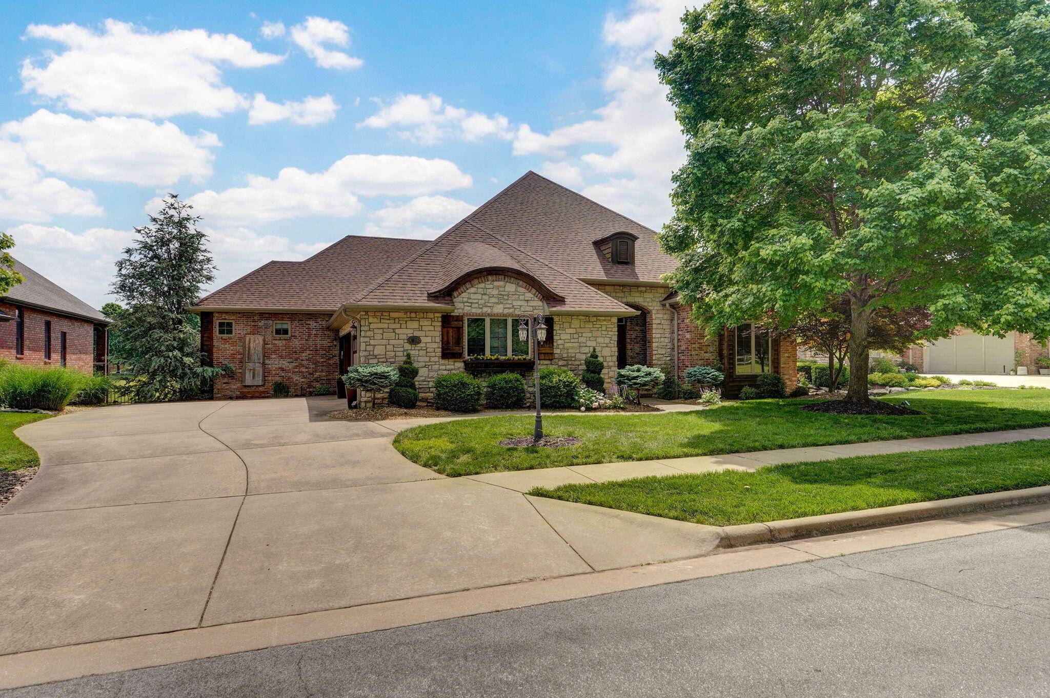 Springfield, MO 65810,6046 S Parkhaven LN