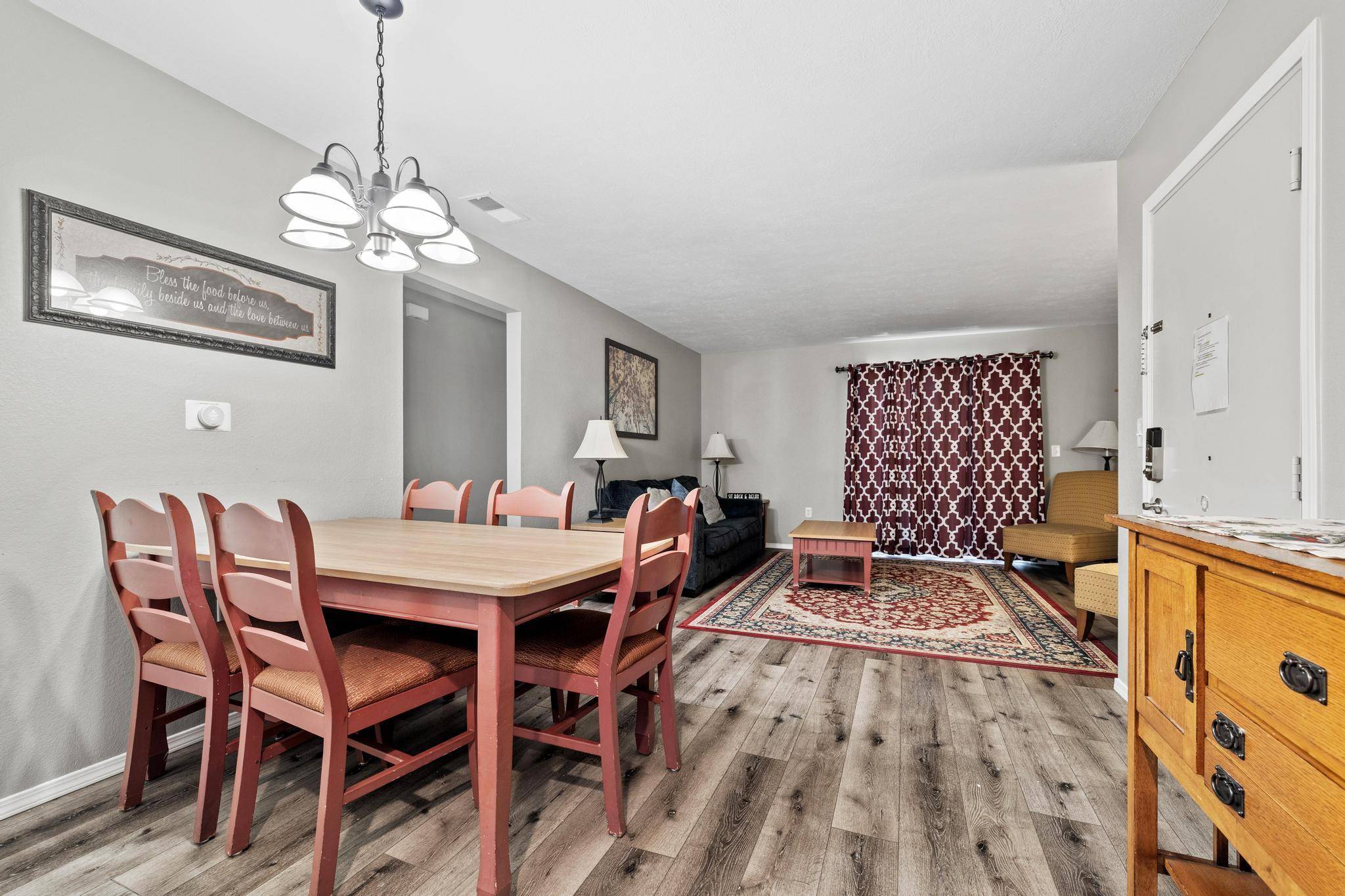 Branson, MO 65616,2904 Vineyards Pkwy #1