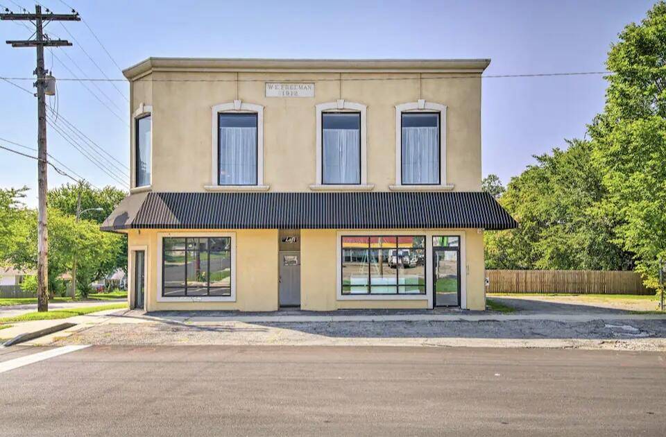 Springfield, MO 65803,2001 N Broadway AVE