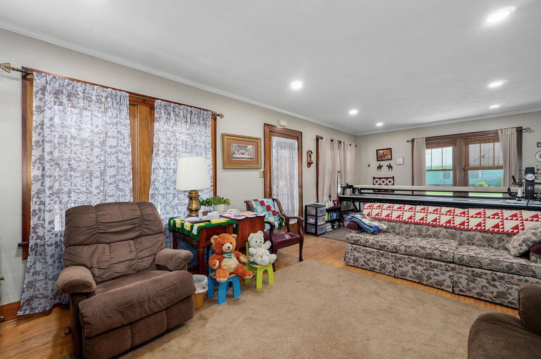 Mt Vernon, MO 65712,559 E Pleasant ST