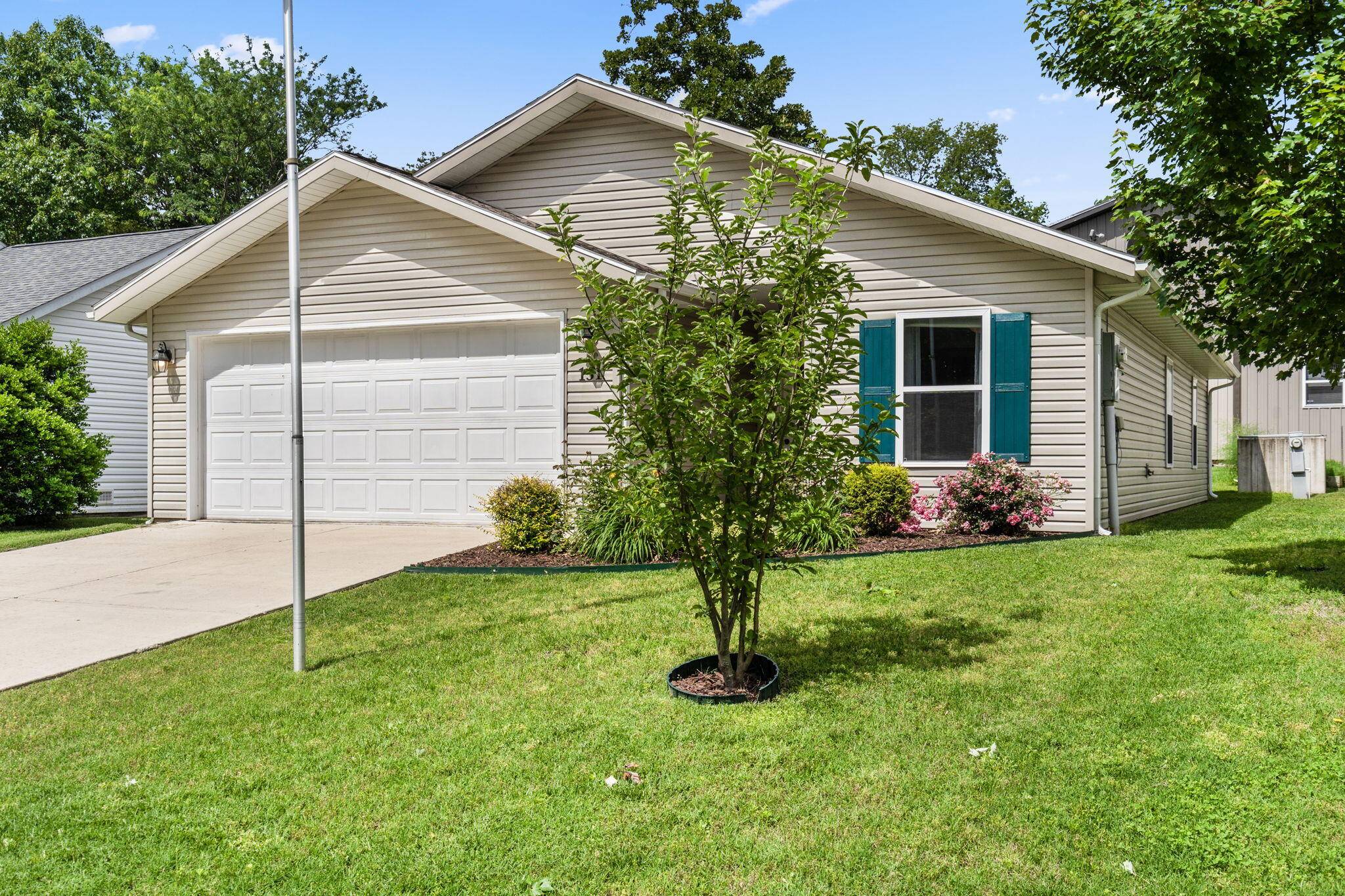 Hollister, MO 65672,131 Lake Beach LN
