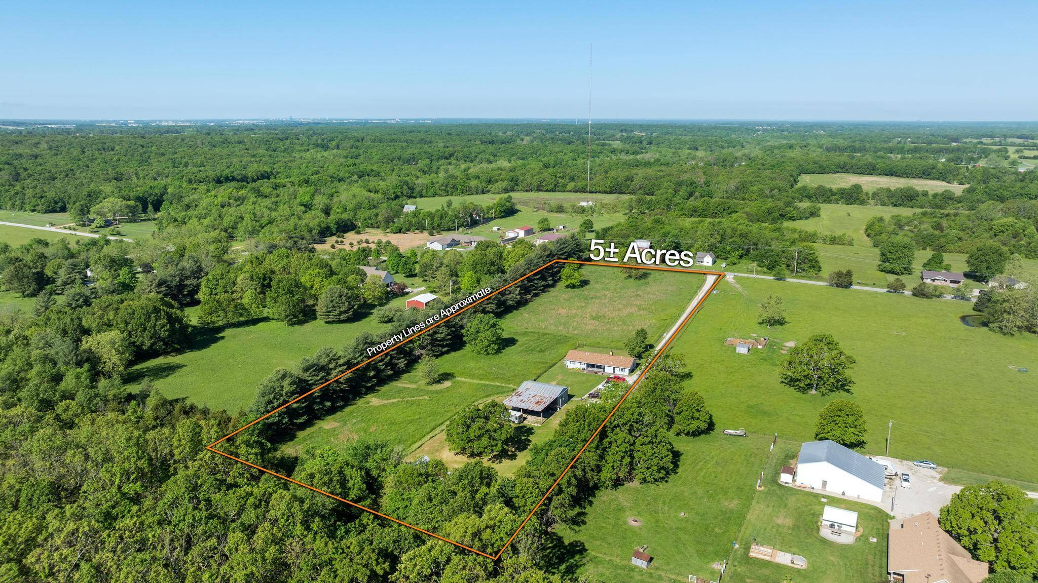 Strafford, MO 65757,5680 N Farm Rd 215