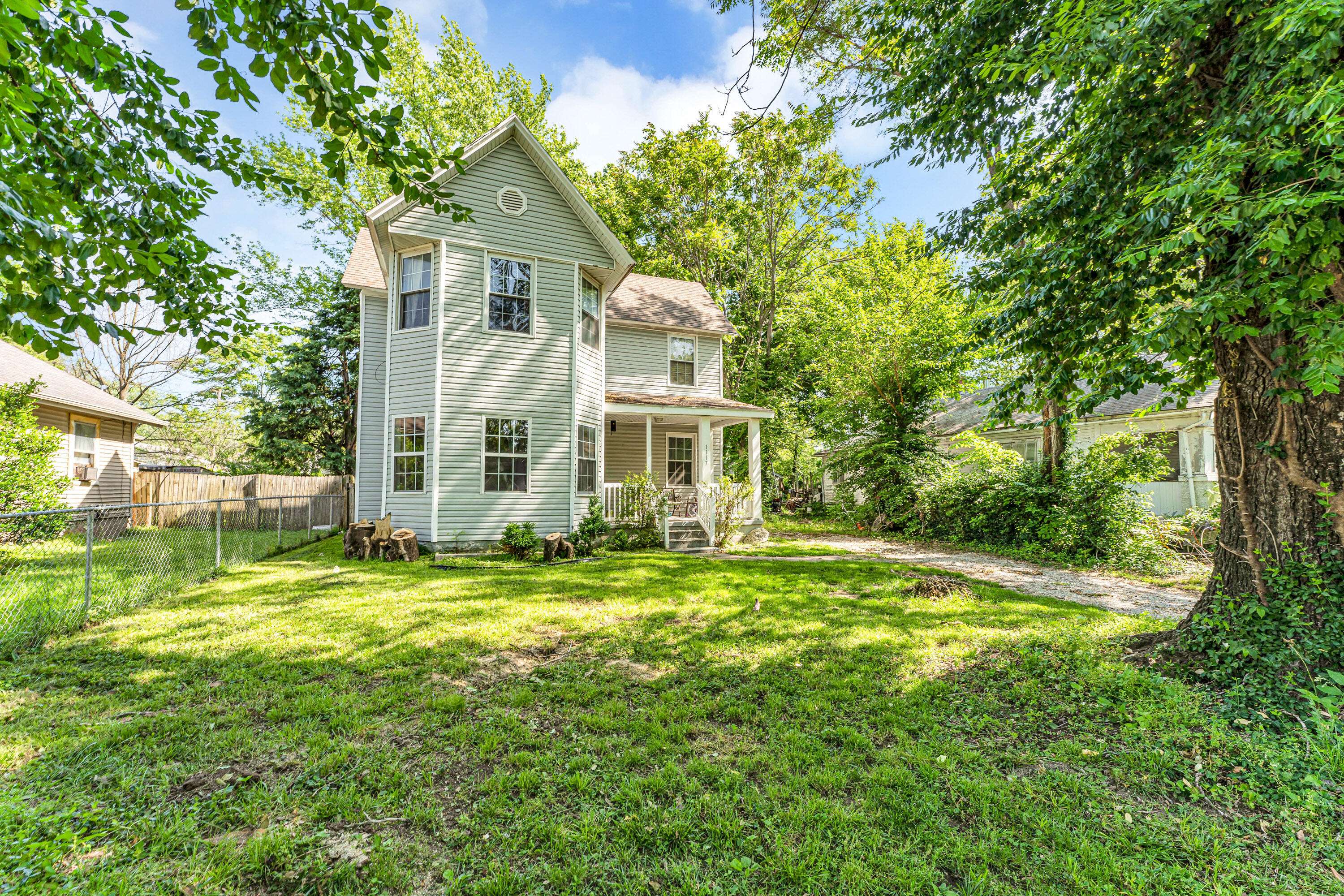 Springfield, MO 65802,1117 W Lynn ST