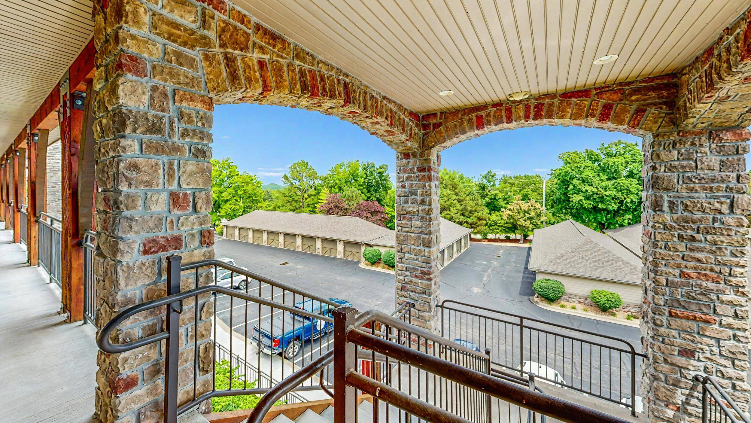 Branson, MO 65616,123 Royal Vista DR #510