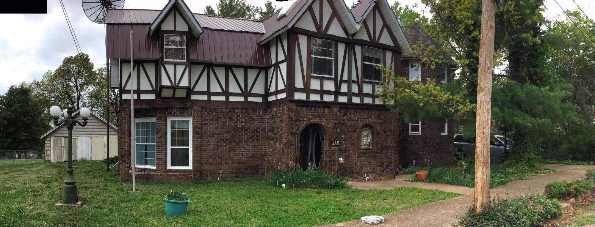 Thayer, MO 65791,310 South 6th Street