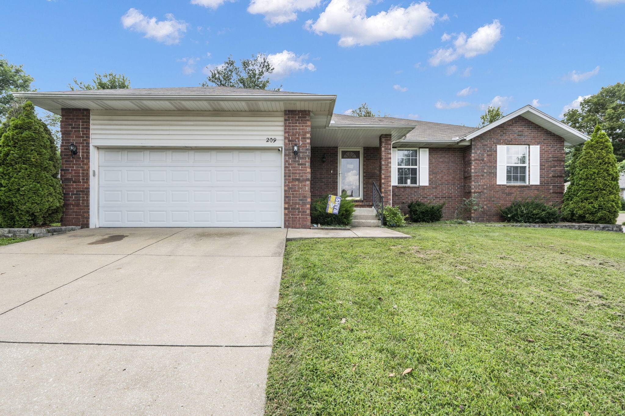 Nixa, MO 65714,209 Shady Acres CIR