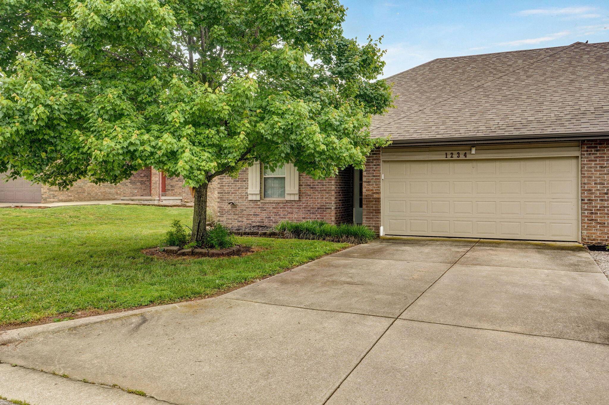 Nixa, MO 65714,1234 1236 Vintage LN